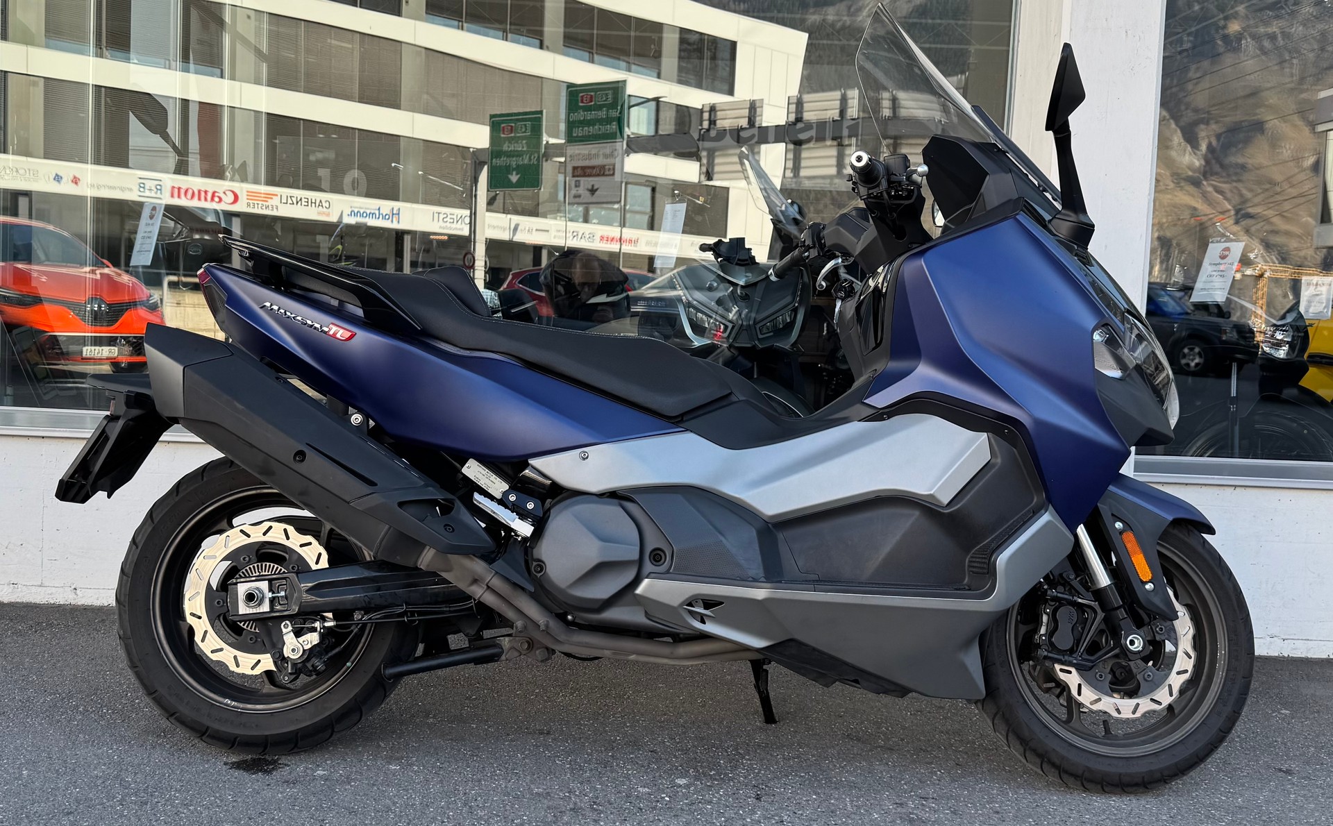 SYM Maxsym 500 TL-showroom-element-2