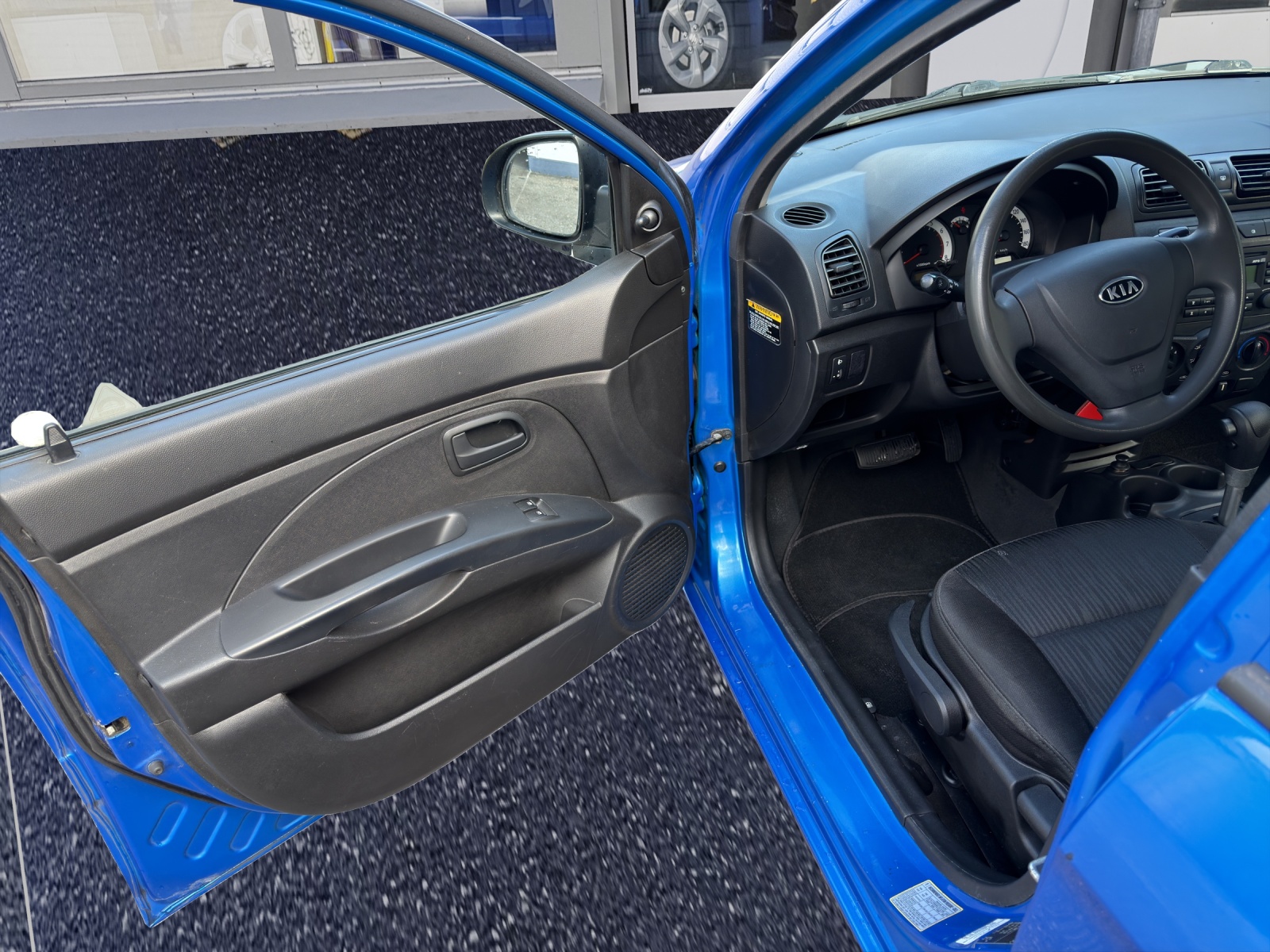 KIA Picanto 1.1 Trend Automatic-image-8