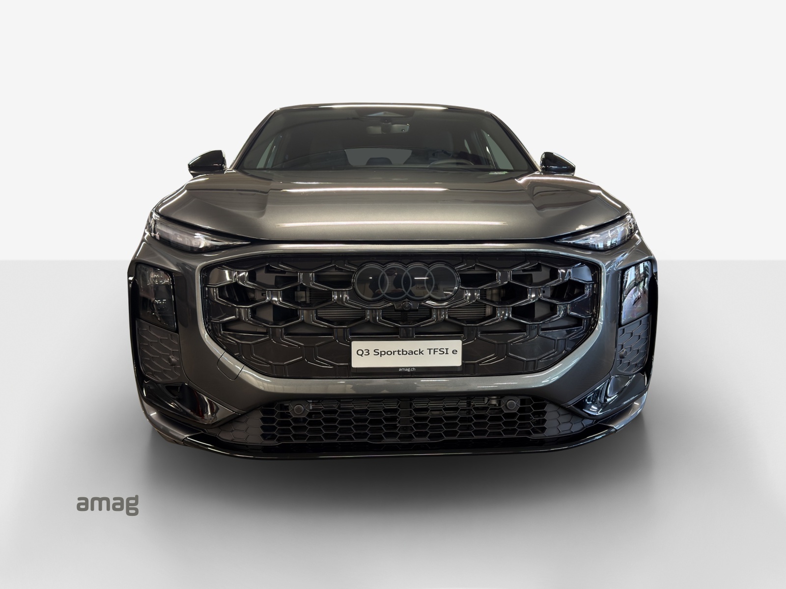 AUDI Q3 Sportback e-hybrid 200 kW S tronig-image-6