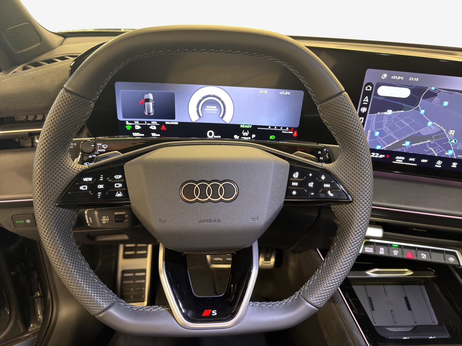 AUDI Q3 Sportback e-hybrid 200 kW S tronig-image-9