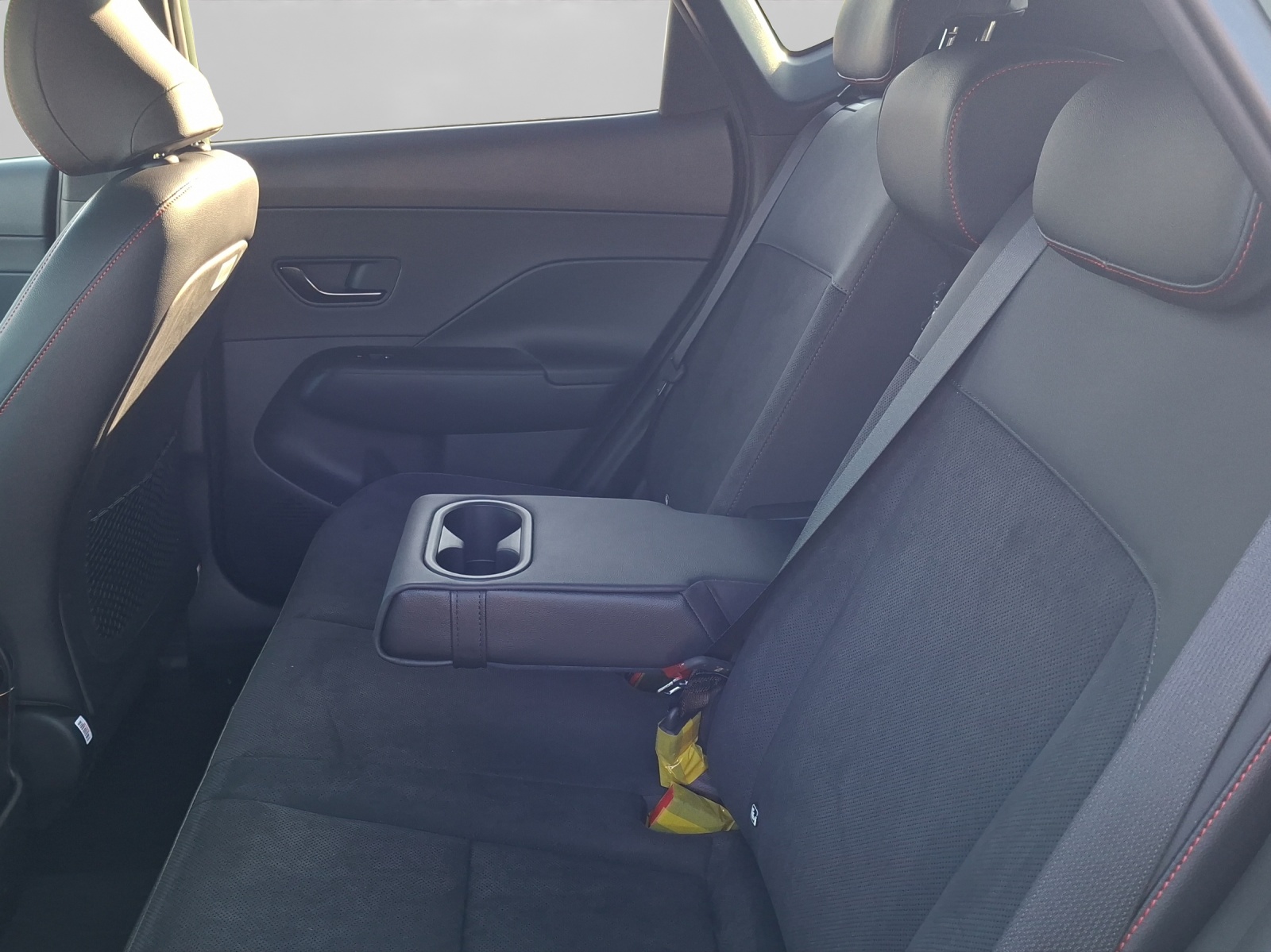 HYUNDAI Kona 1.6 GDi Hybrid N-Line-image-13