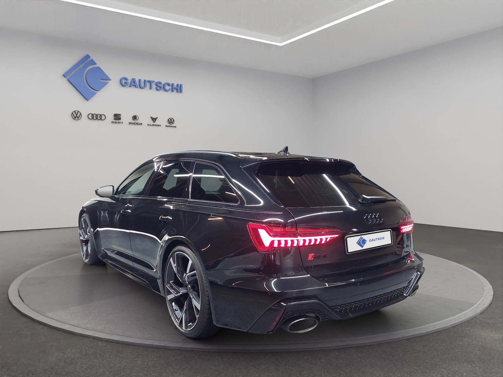 AUDI RS6 Avant 4.0 TFSI V8 Performance quattro-image-2