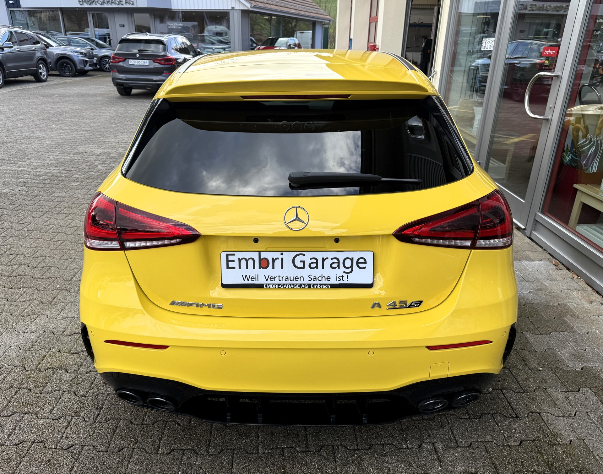 MERCEDES-BENZ A 45 S AMG 4Matic+ Speedshift-image-5