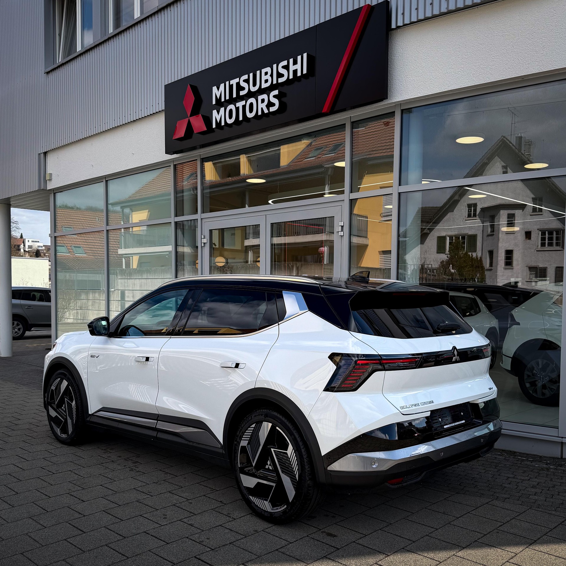 MITSUBISHI Eclipse Cross Instyle-image-1