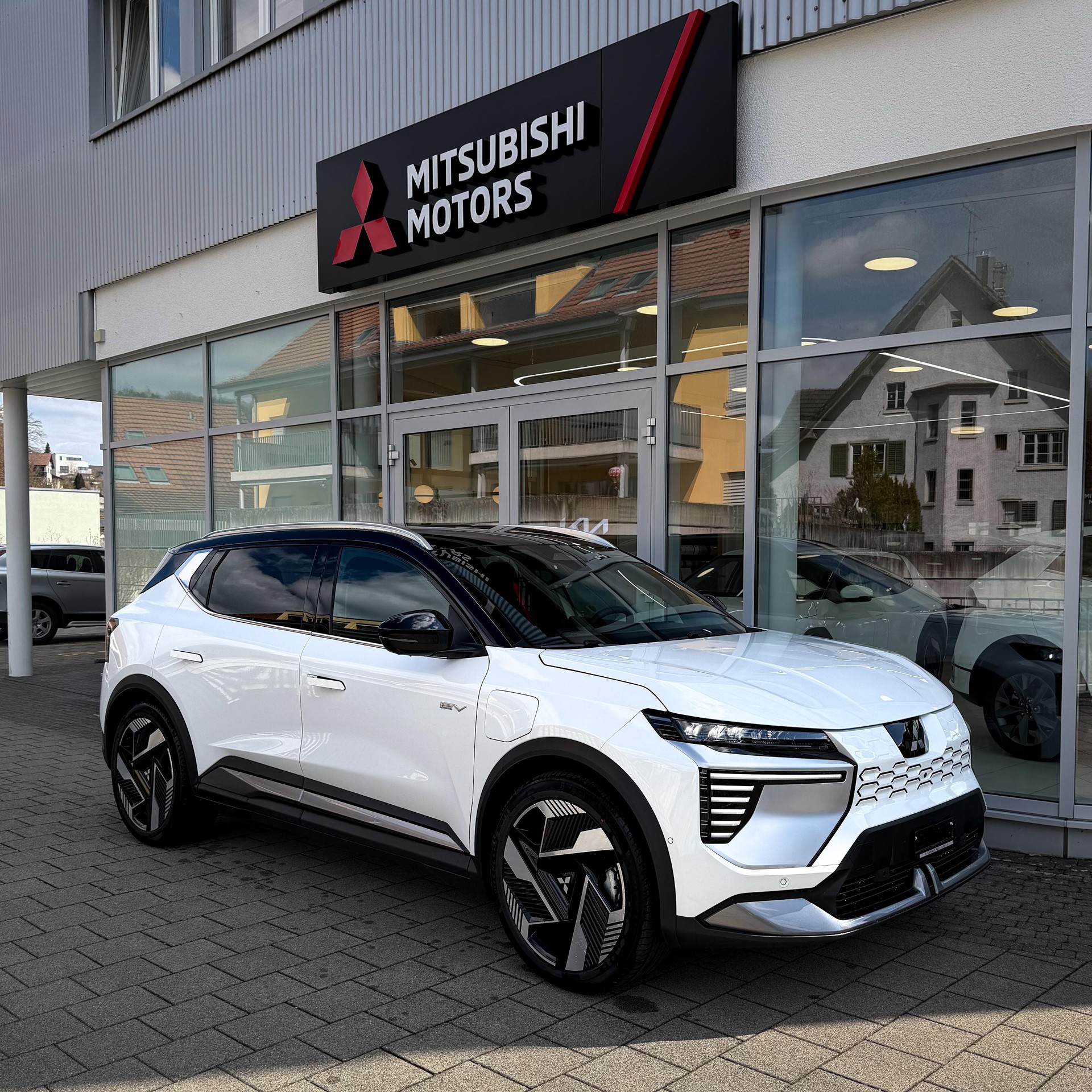 MITSUBISHI Eclipse Cross Instyle-image-0