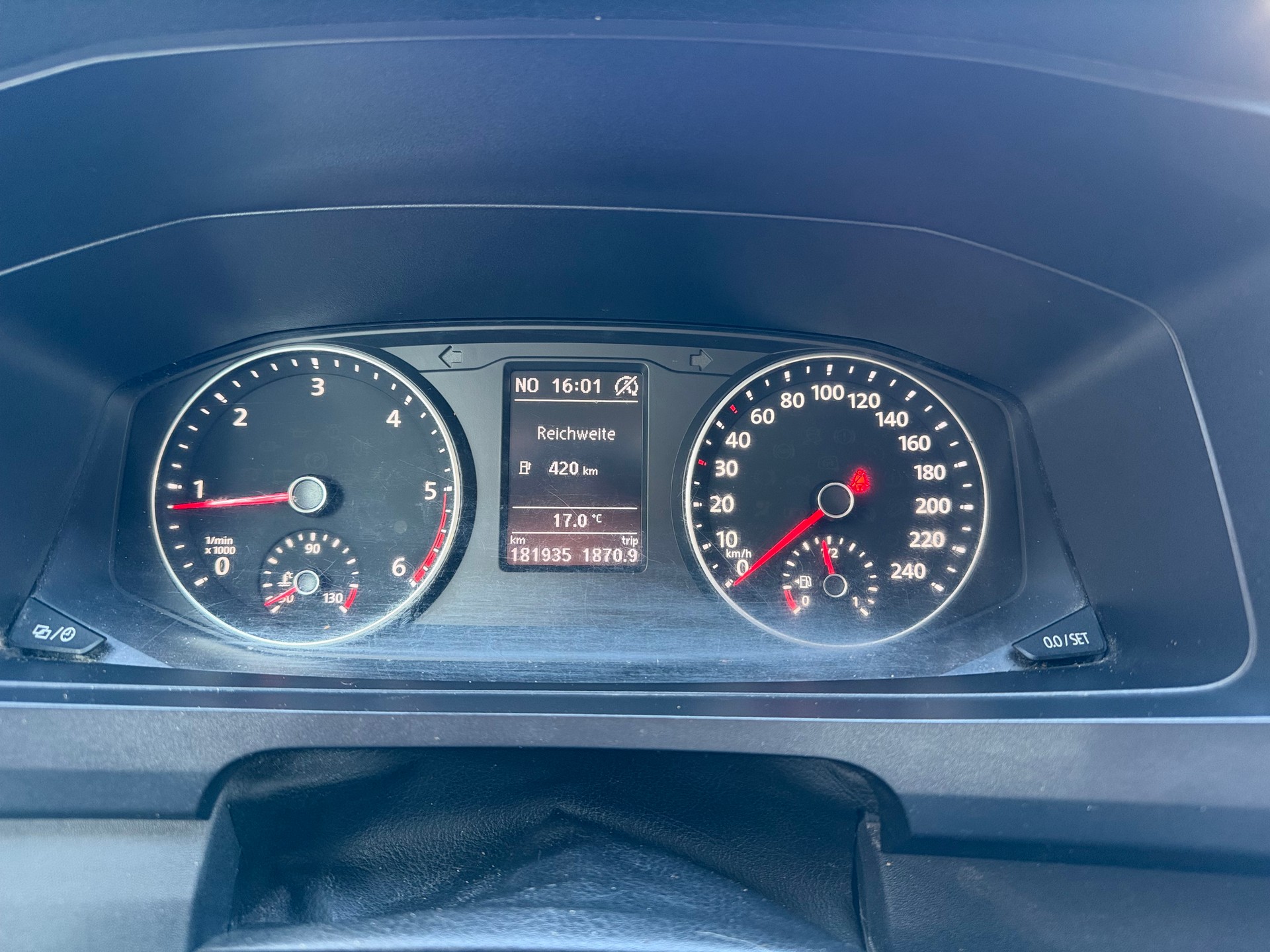 VW T6 2.0 TDI 4Motion DSG-image-8