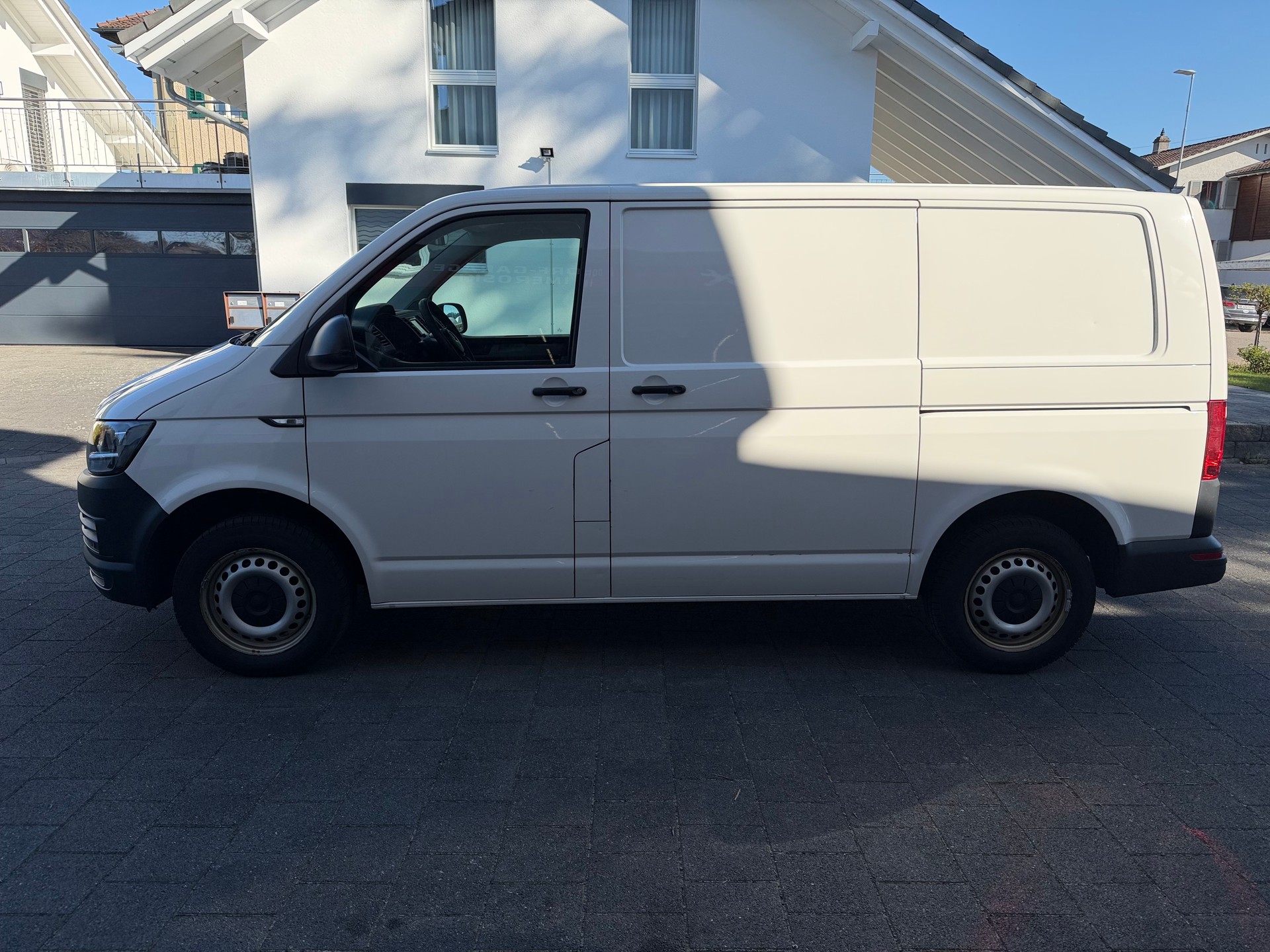 VW T6 2.0 TDI 4Motion DSG-image-3