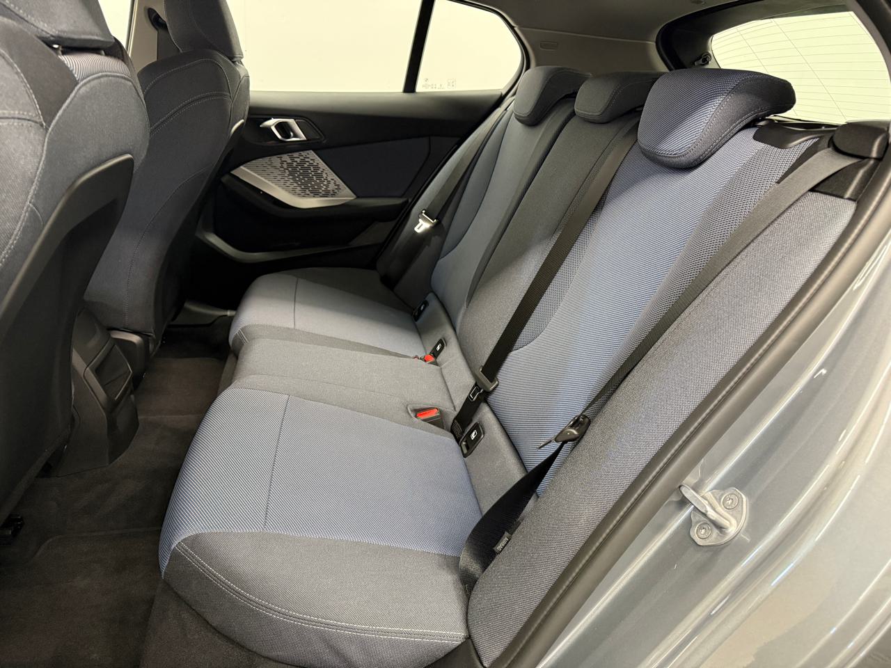 BMW 120d M Sport Steptronic-image-9