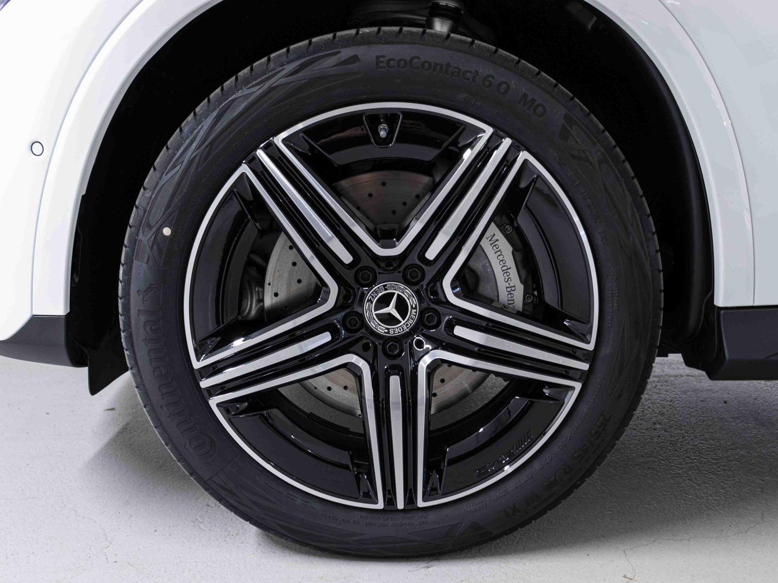 MERCEDES-BENZ GLC 300 d 4MATIC-image-14