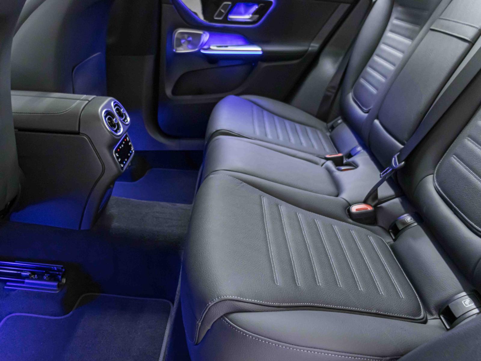 MERCEDES-BENZ GLC 300 d 4MATIC-image-8