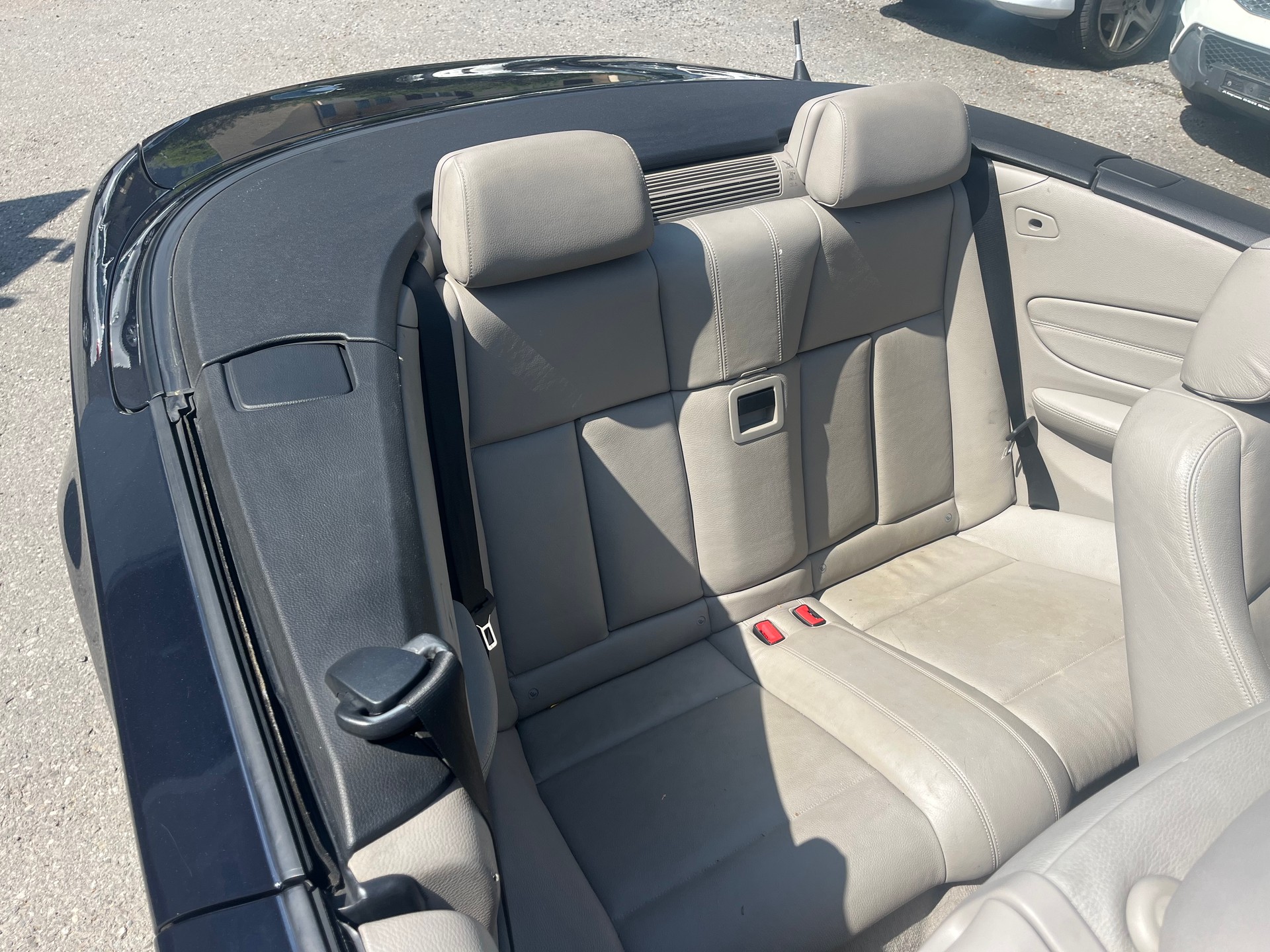 BMW 118i Cabrio Steptronic-image-6