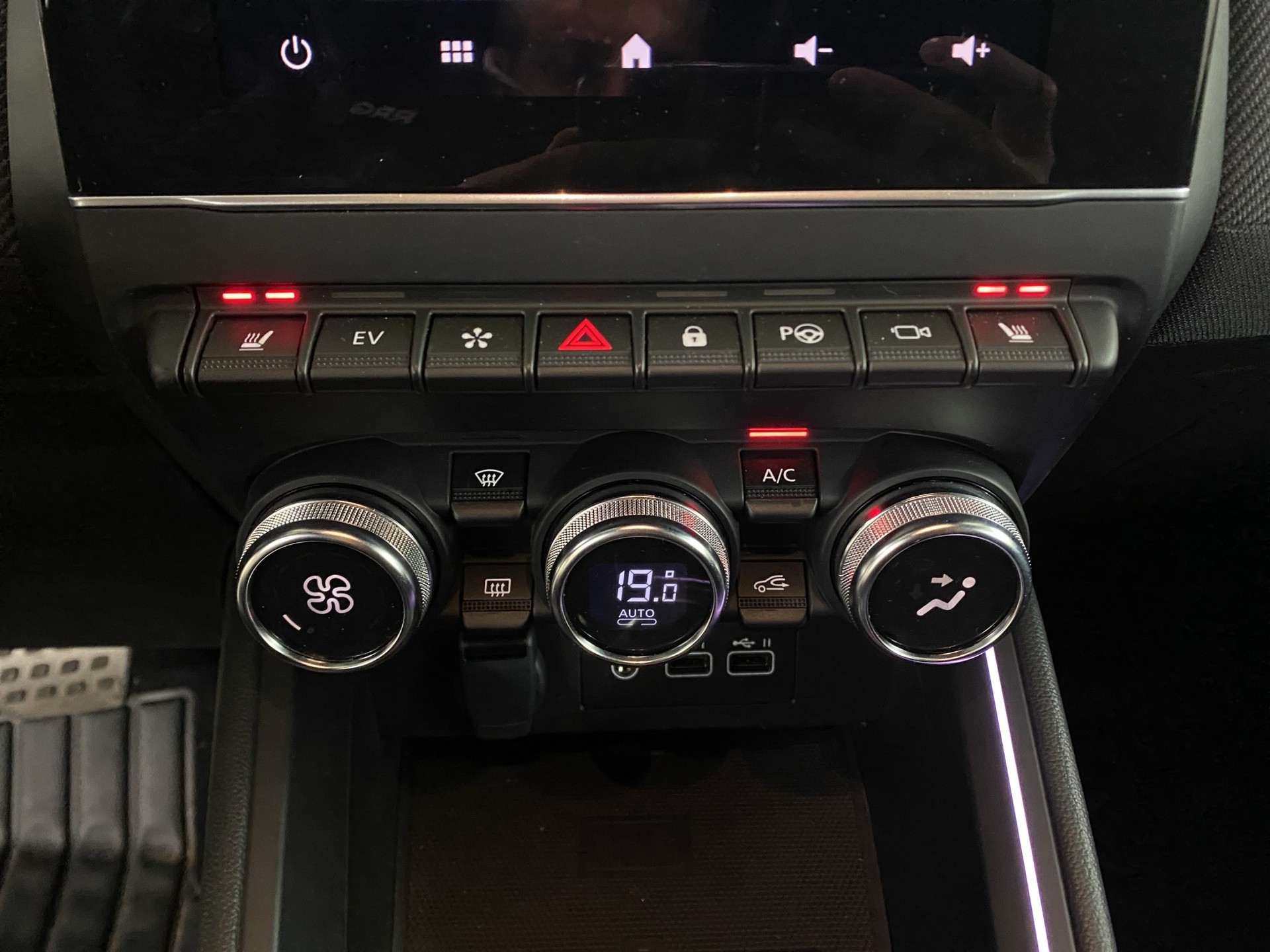 RENAULT Clio 1.6 E-Tech Esprit Alpine-image-15