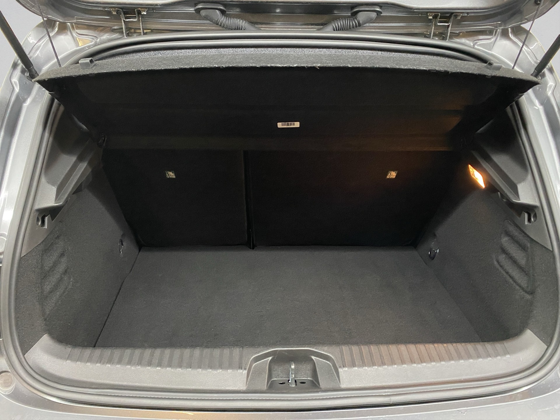 RENAULT Clio 1.6 E-Tech Esprit Alpine-image-22