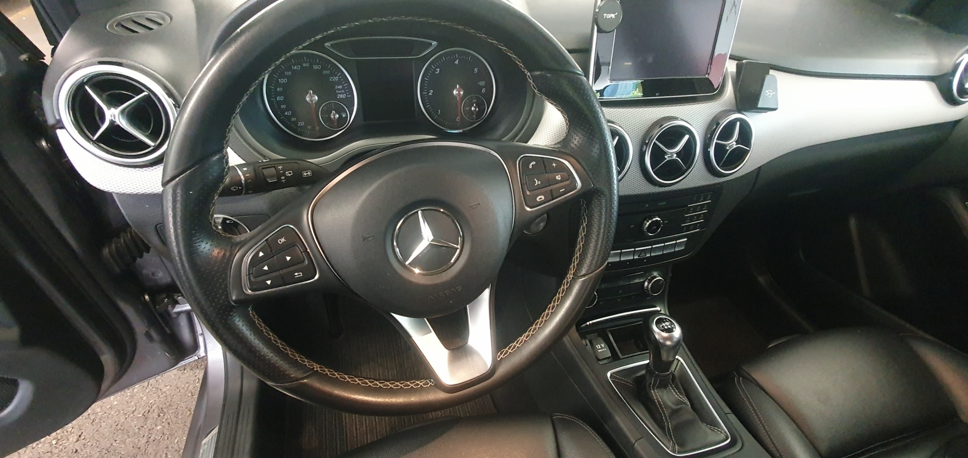 MERCEDES-BENZ B 200 CDI Urban-image-10