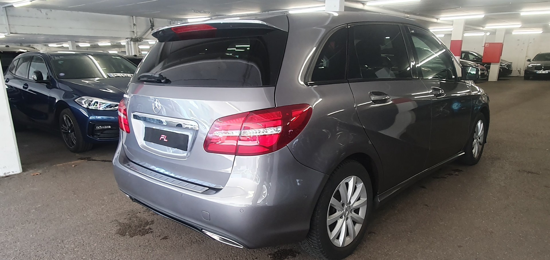 MERCEDES-BENZ B 200 CDI Urban-image-6