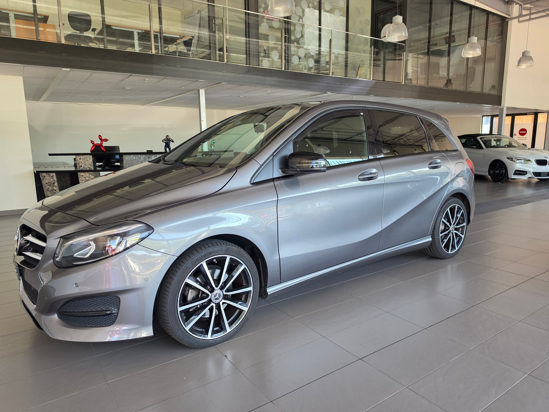 MERCEDES-BENZ B 200 CDI Urban-image-5