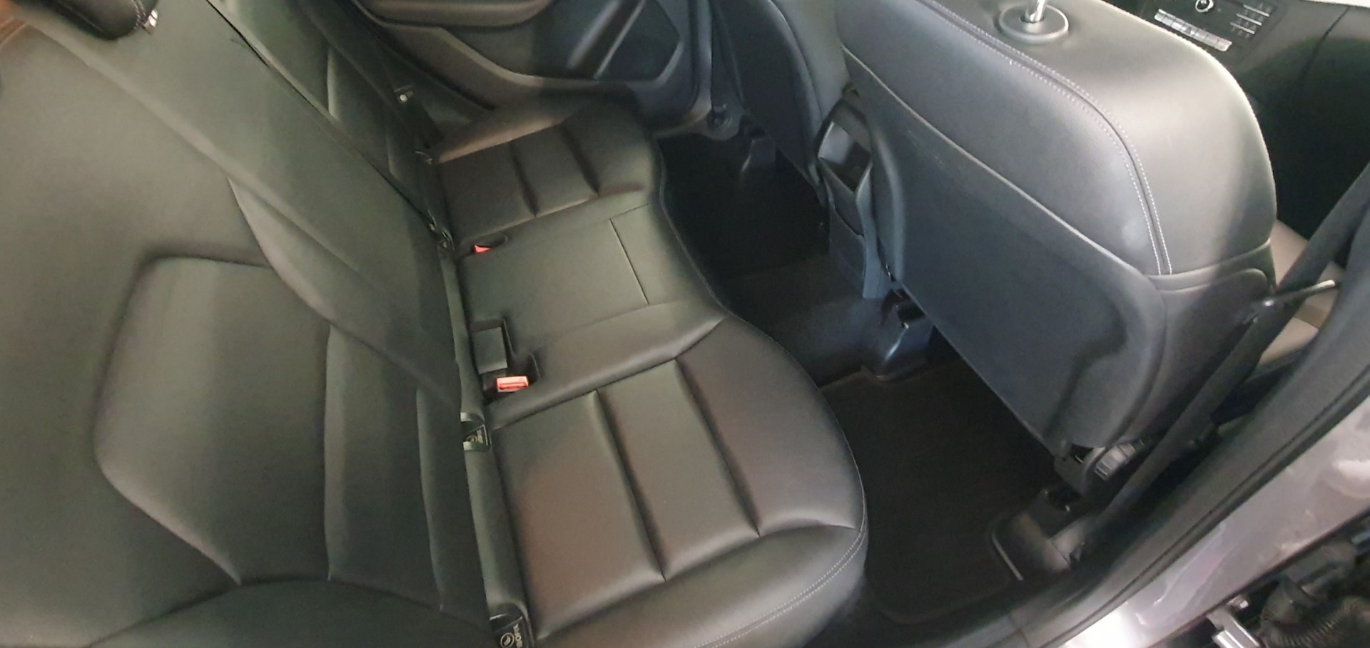 MERCEDES-BENZ B 200 CDI Urban-image-12