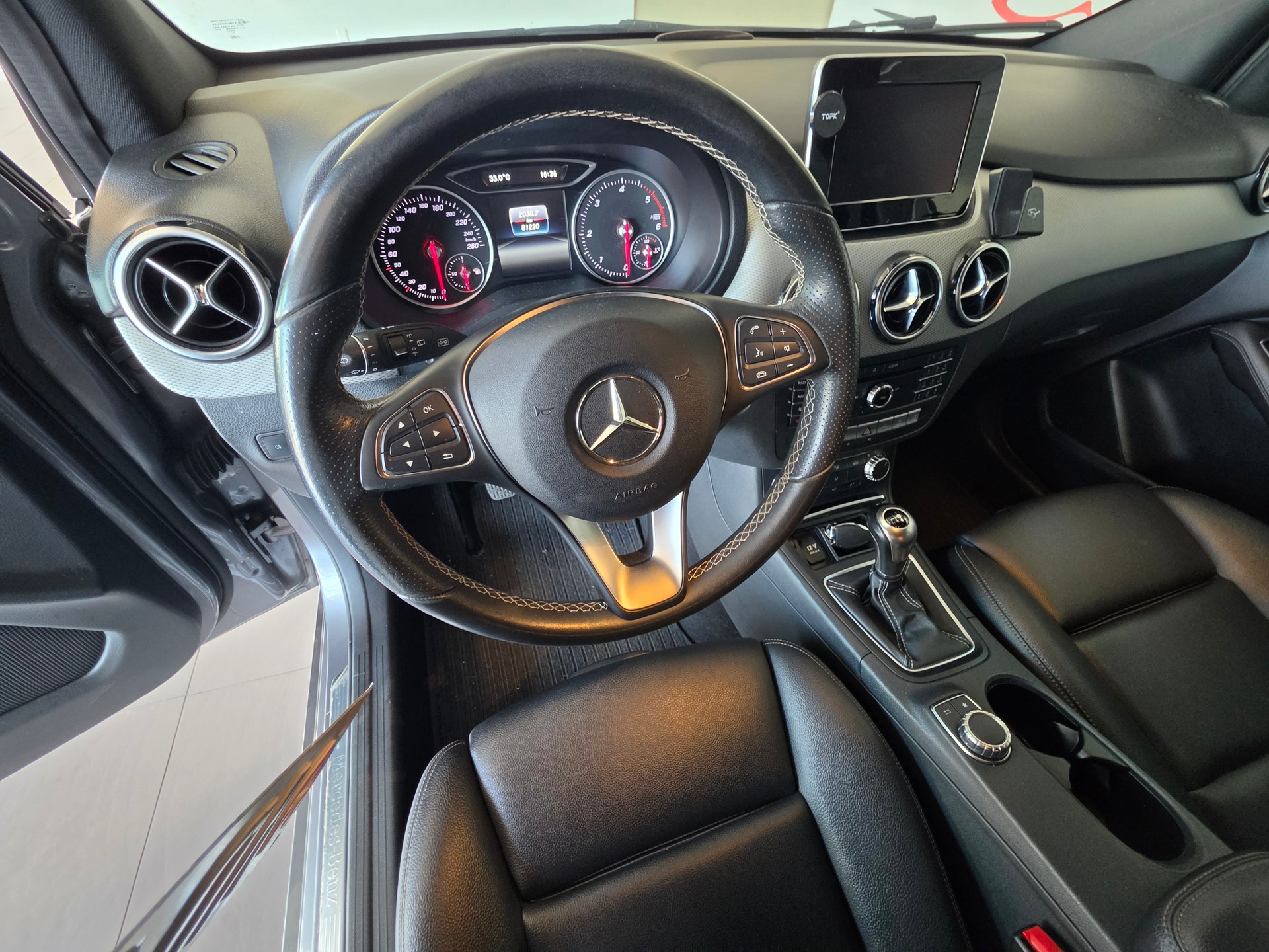 MERCEDES-BENZ B 200 CDI Urban-image-13