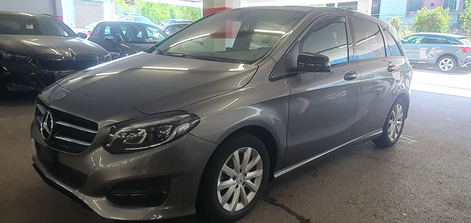 MERCEDES-BENZ B 200 CDI Urban-image-2