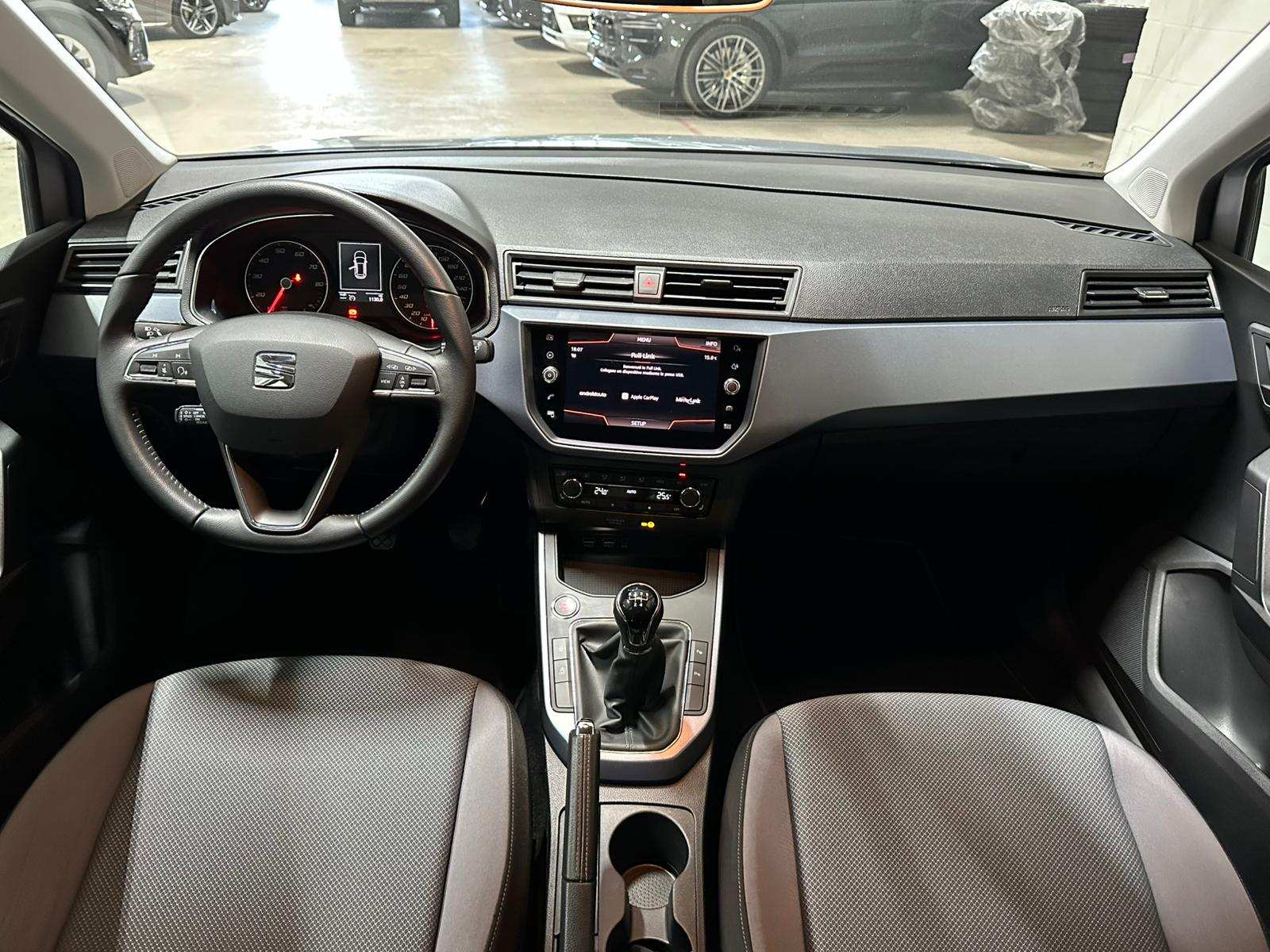 SEAT Arona 1.0 TSI Eco Reference-image-9