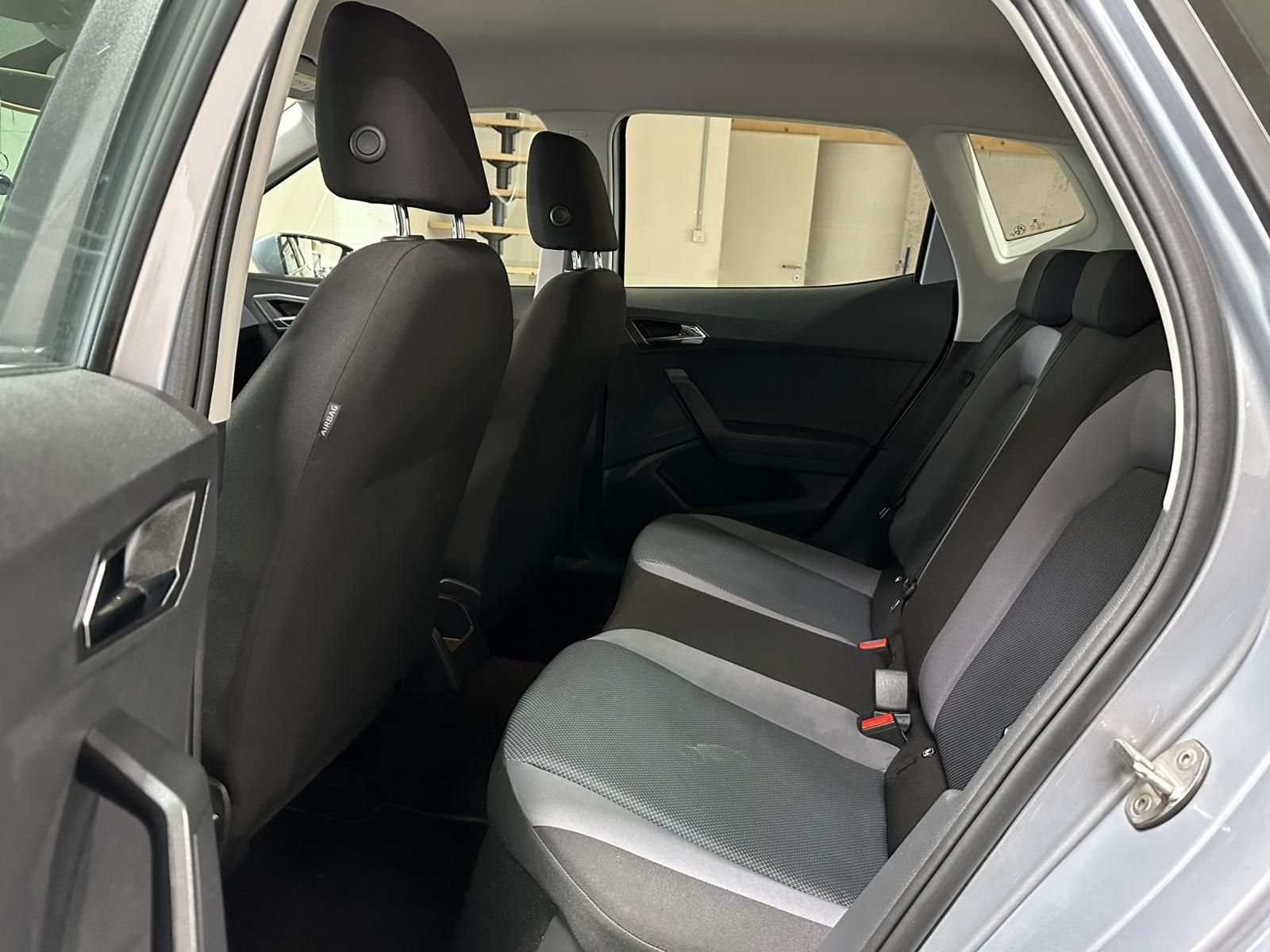 SEAT Arona 1.0 TSI Eco Reference-image-14