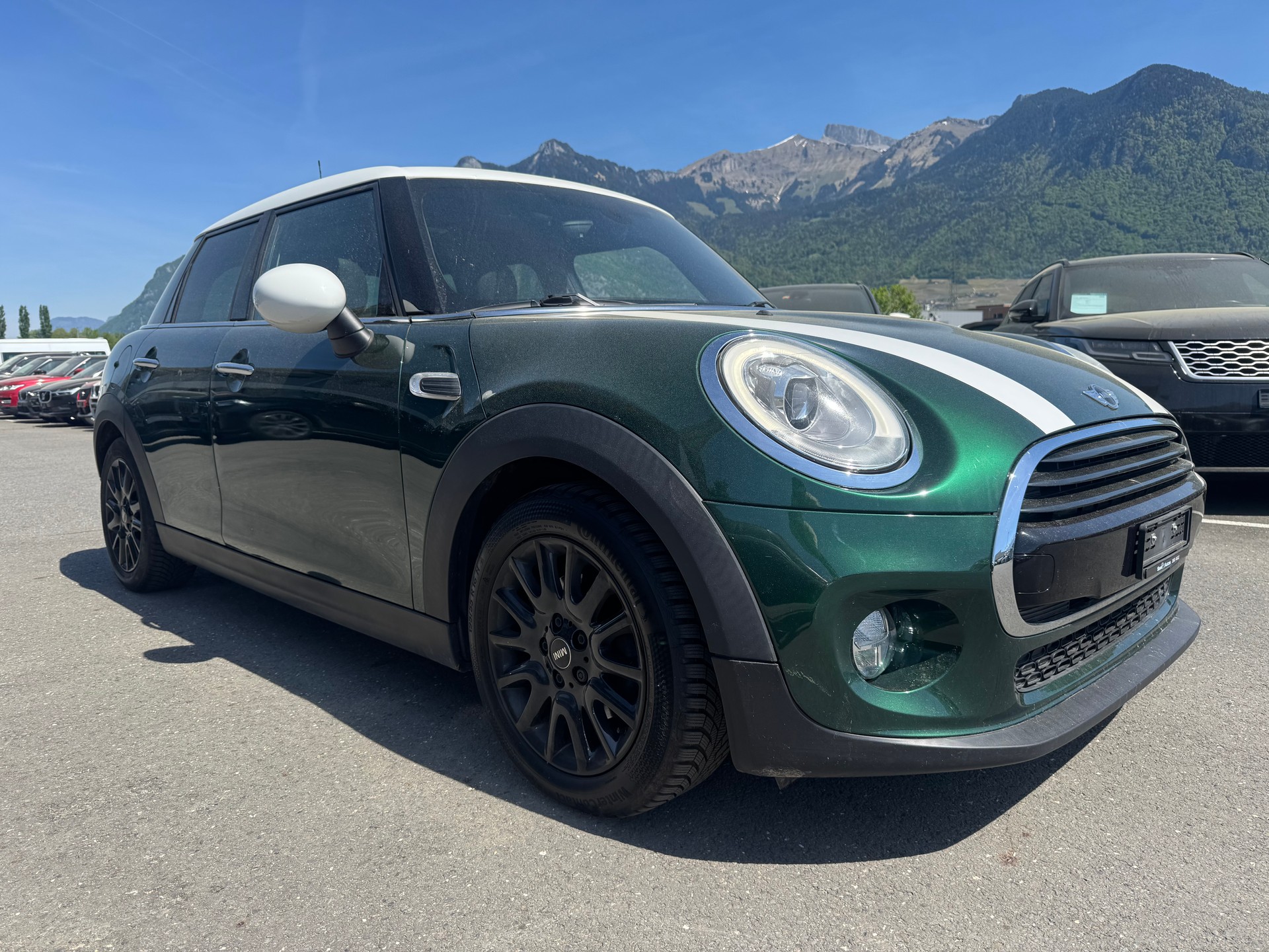 MINI Cooper Classic Edition Steptronic-showroom-element-2