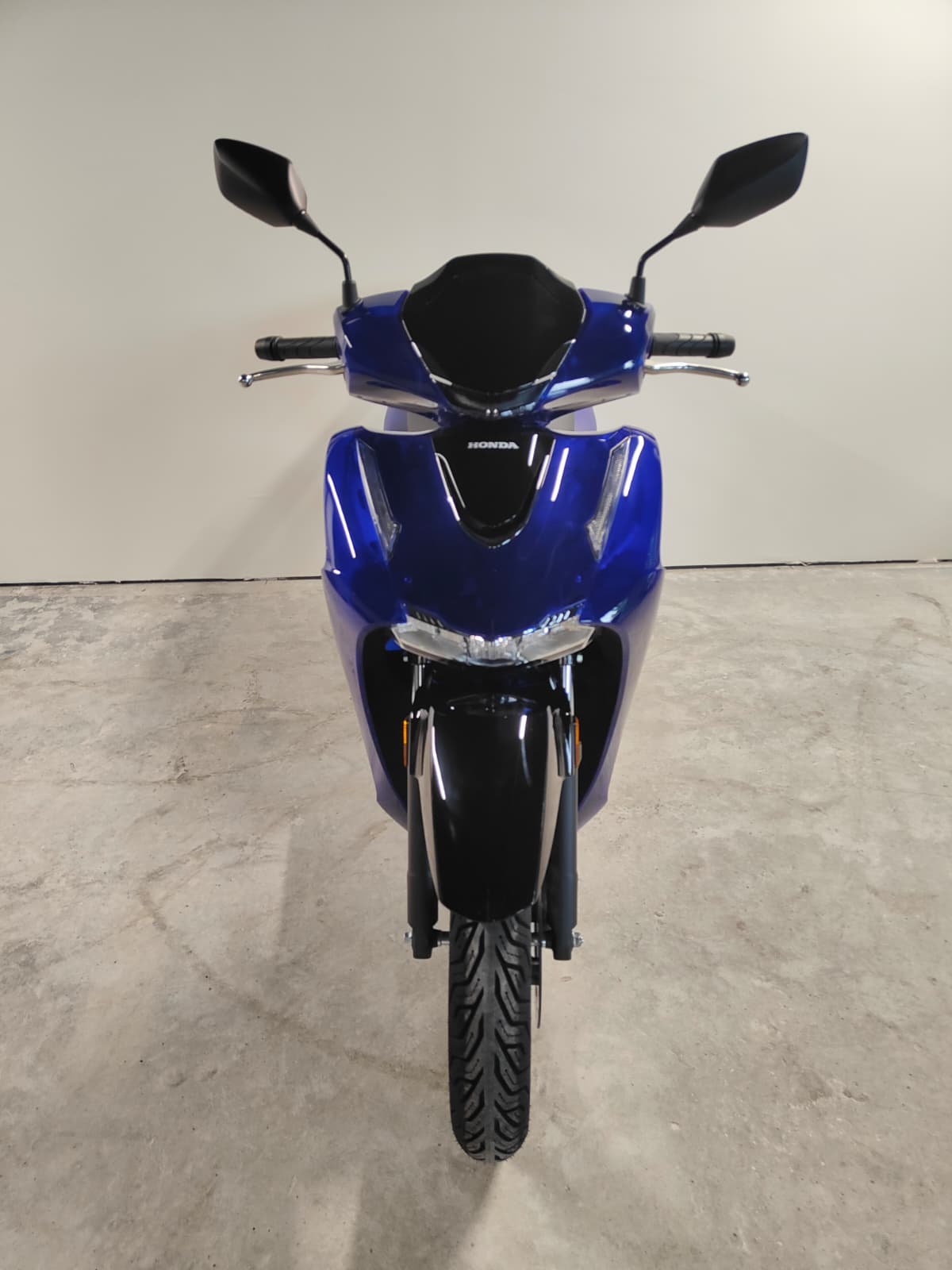 HONDA SH 125 +-showroom-element-2