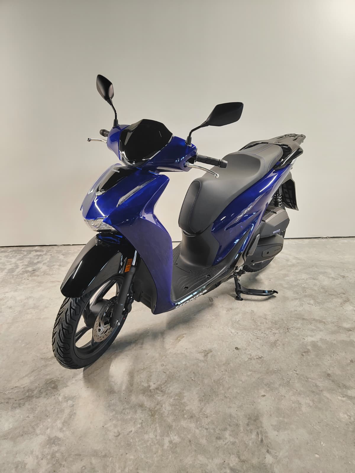 HONDA SH 125 +-showroom-element-3