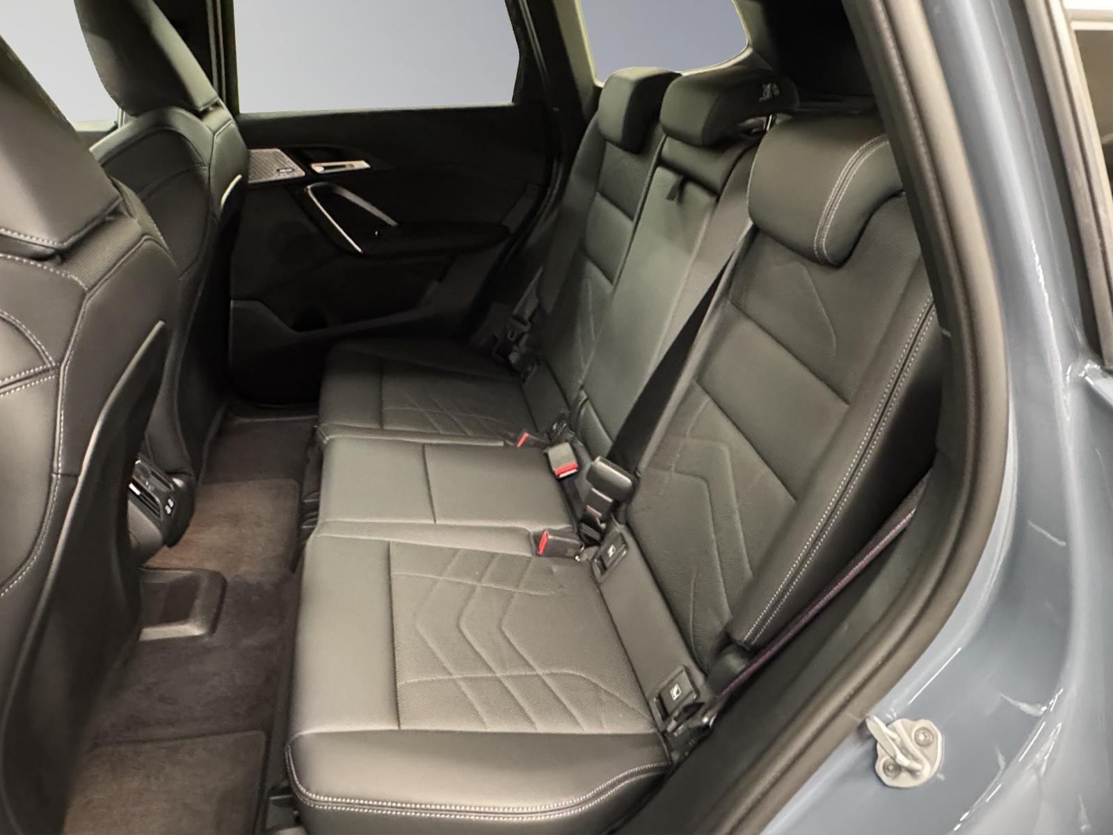 BMW X1 20d xDrive-image-13
