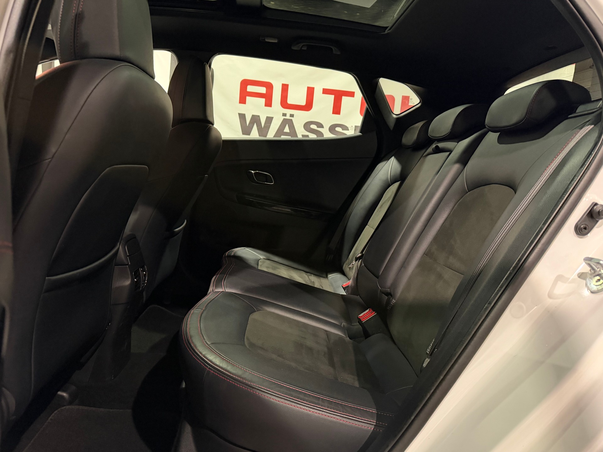 KIA Cee'd 1.6 GDi GT-image-14
