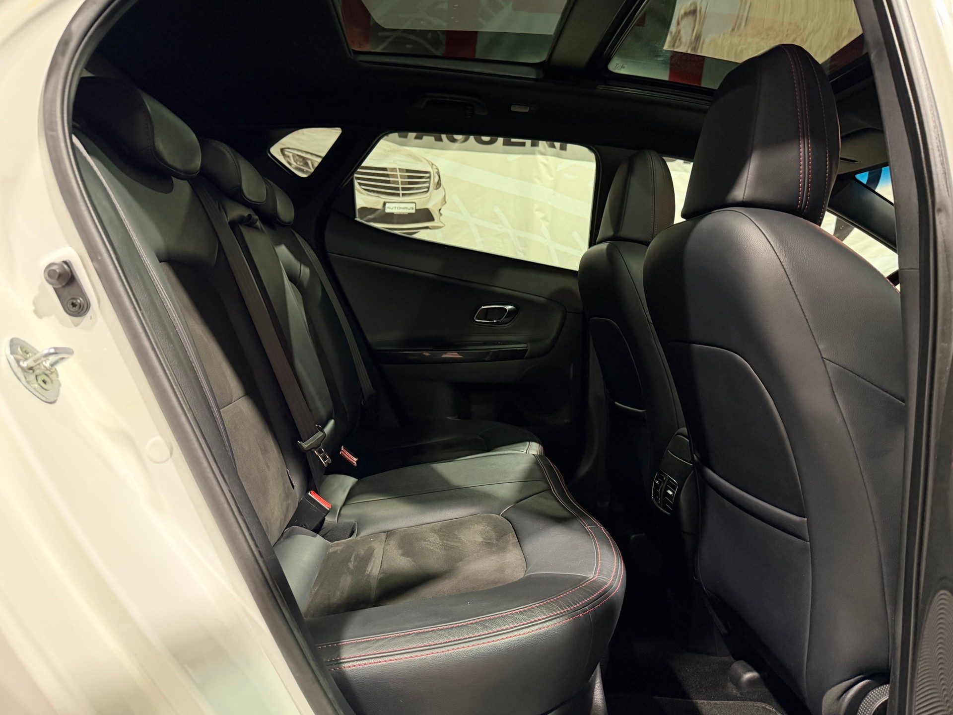 KIA Cee'd 1.6 GDi GT-image-13