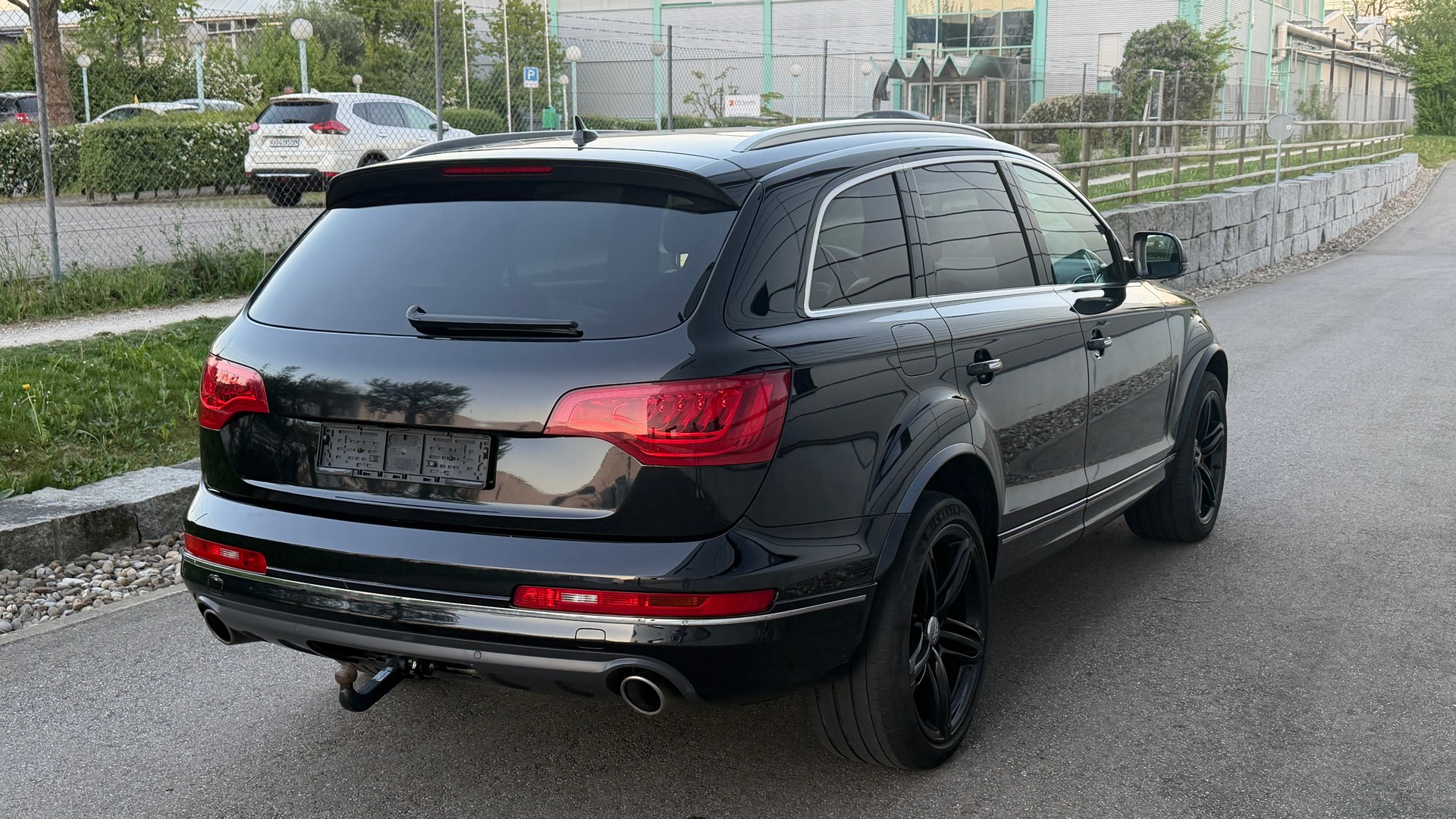 AUDI Q7 4.2 TDI quattro tiptronic **EXCLUSIVE / AHK**-image-4