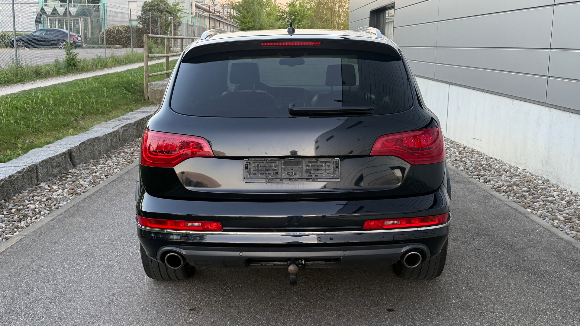 AUDI Q7 4.2 TDI quattro tiptronic **EXCLUSIVE / AHK**-image-3