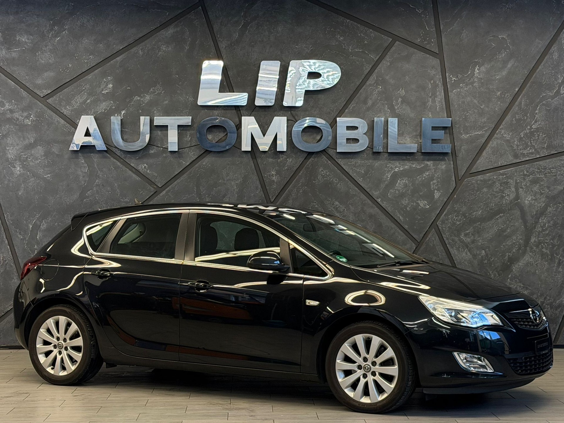 OPEL Astra 1.6i 16V Turbo Enjoy-image-2
