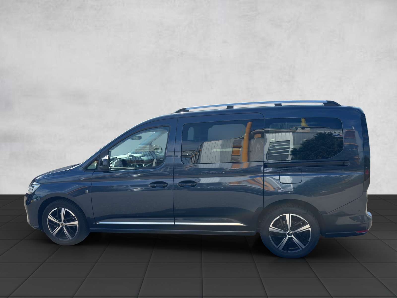 VW VW Caddy Maxi Kombi Premium 1.5 TSI DSG Rollstuhltransport 5+1 Plätze-image-7
