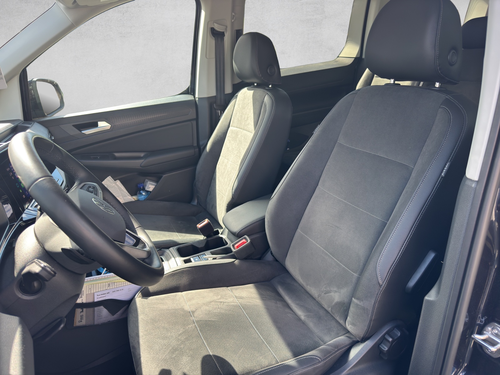 VW VW Caddy Maxi Kombi Premium 1.5 TSI DSG Rollstuhltransport 5+1 Plätze-image-9