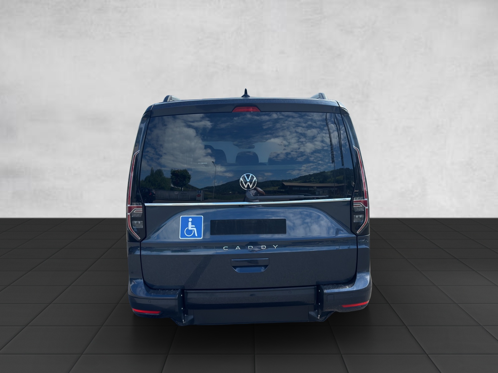 VW VW Caddy Maxi Kombi Premium 1.5 TSI DSG Rollstuhltransport 5+1 Plätze-image-5