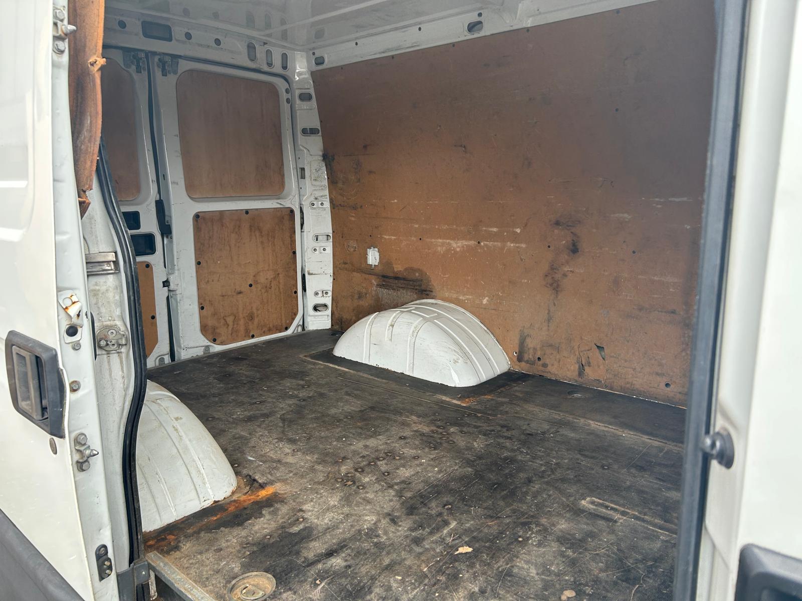 IVECO 50C17V-image-2
