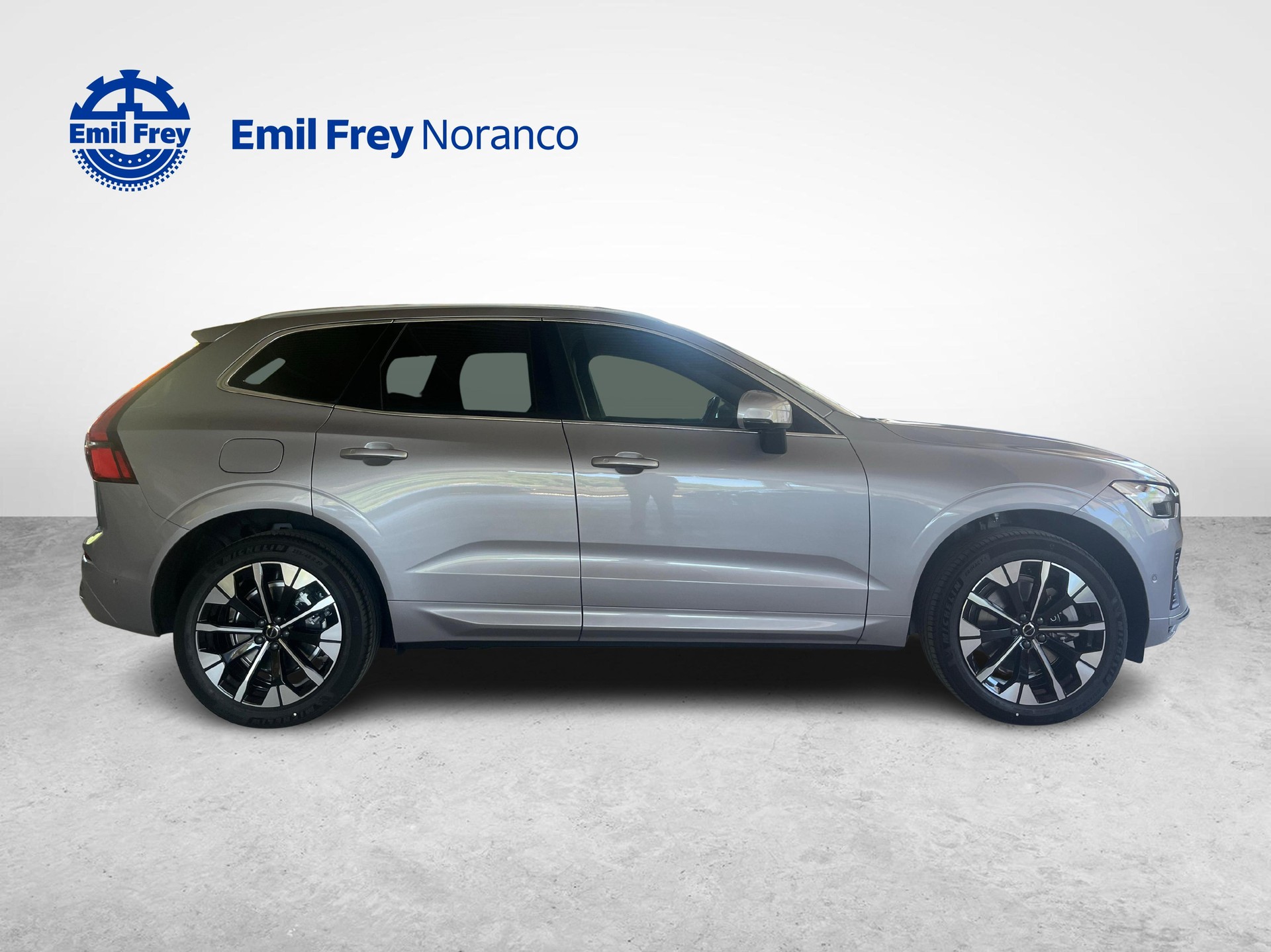 VOLVO XC60 2.0 T6 TE Plus Bright eAWD-image-5