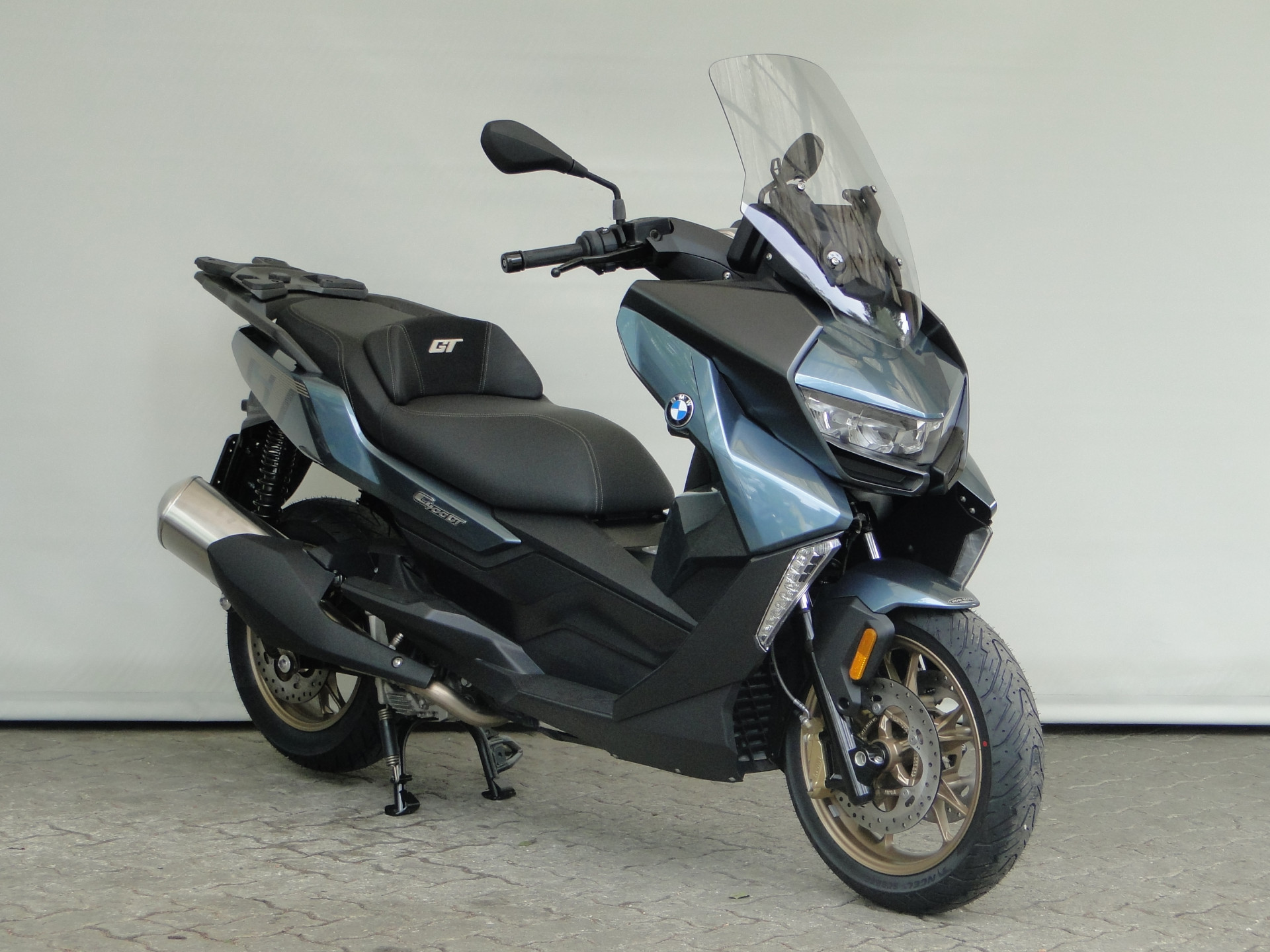 BMW C 400 GT 5 Jahre Garantie-showroom-element-2