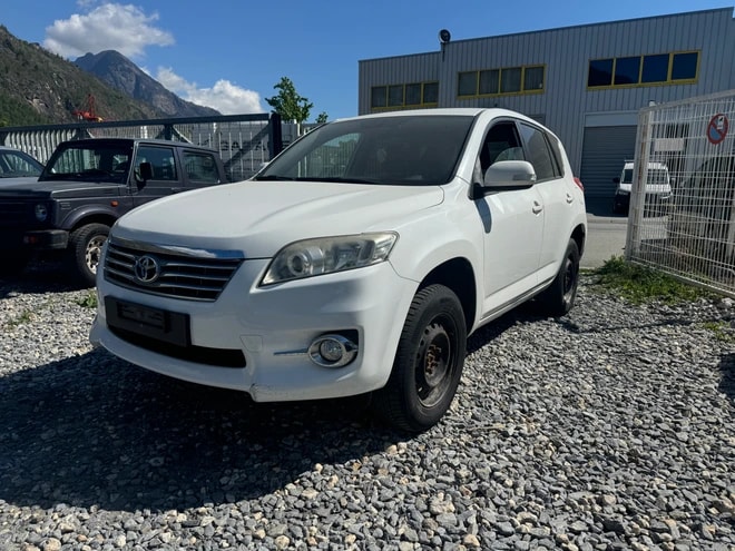TOYOTA RAV-4 2.0 16V Style Multidrive-image-3