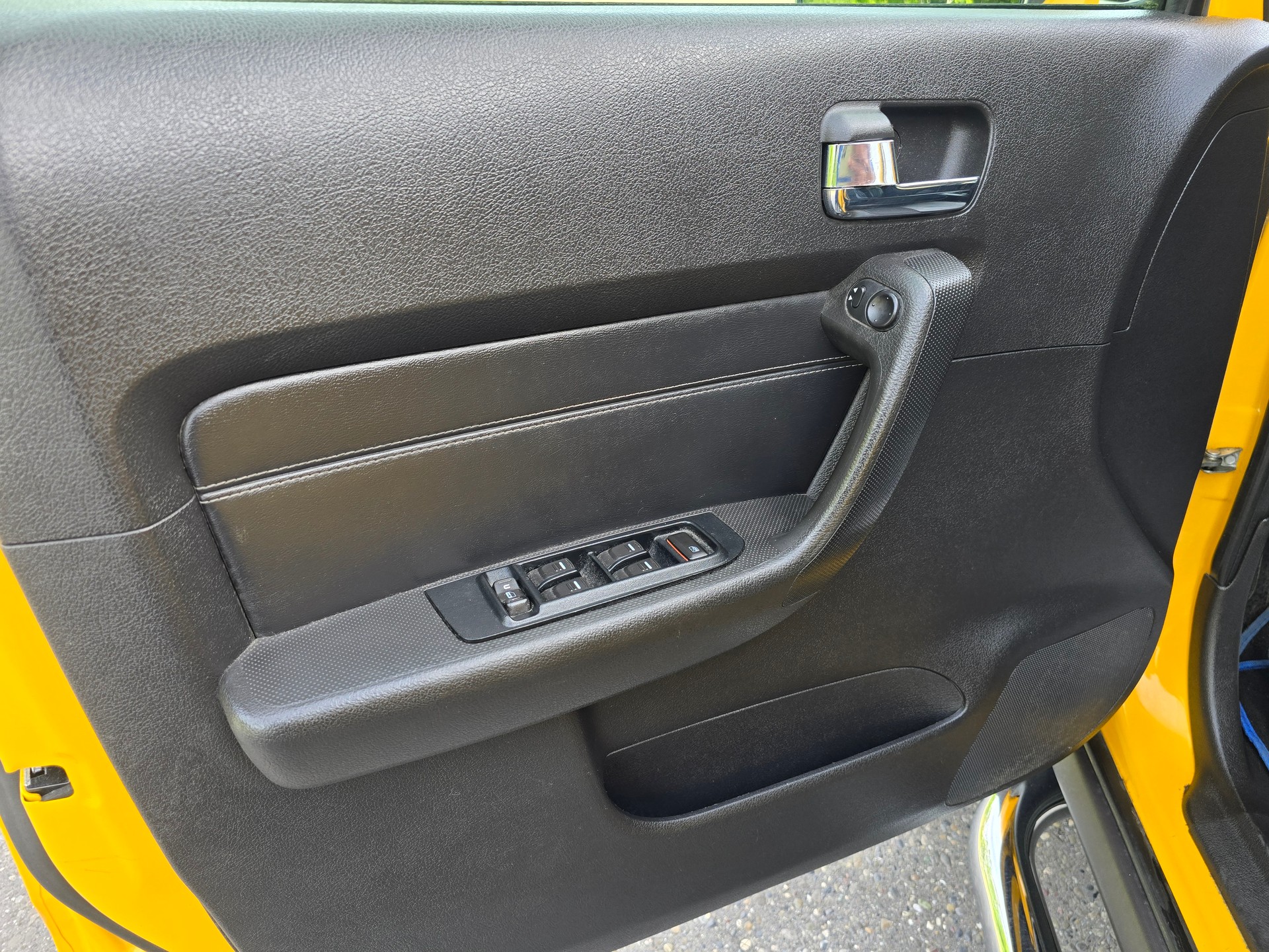 HUMMER H3 3.7 Luxury Automatic-image-15