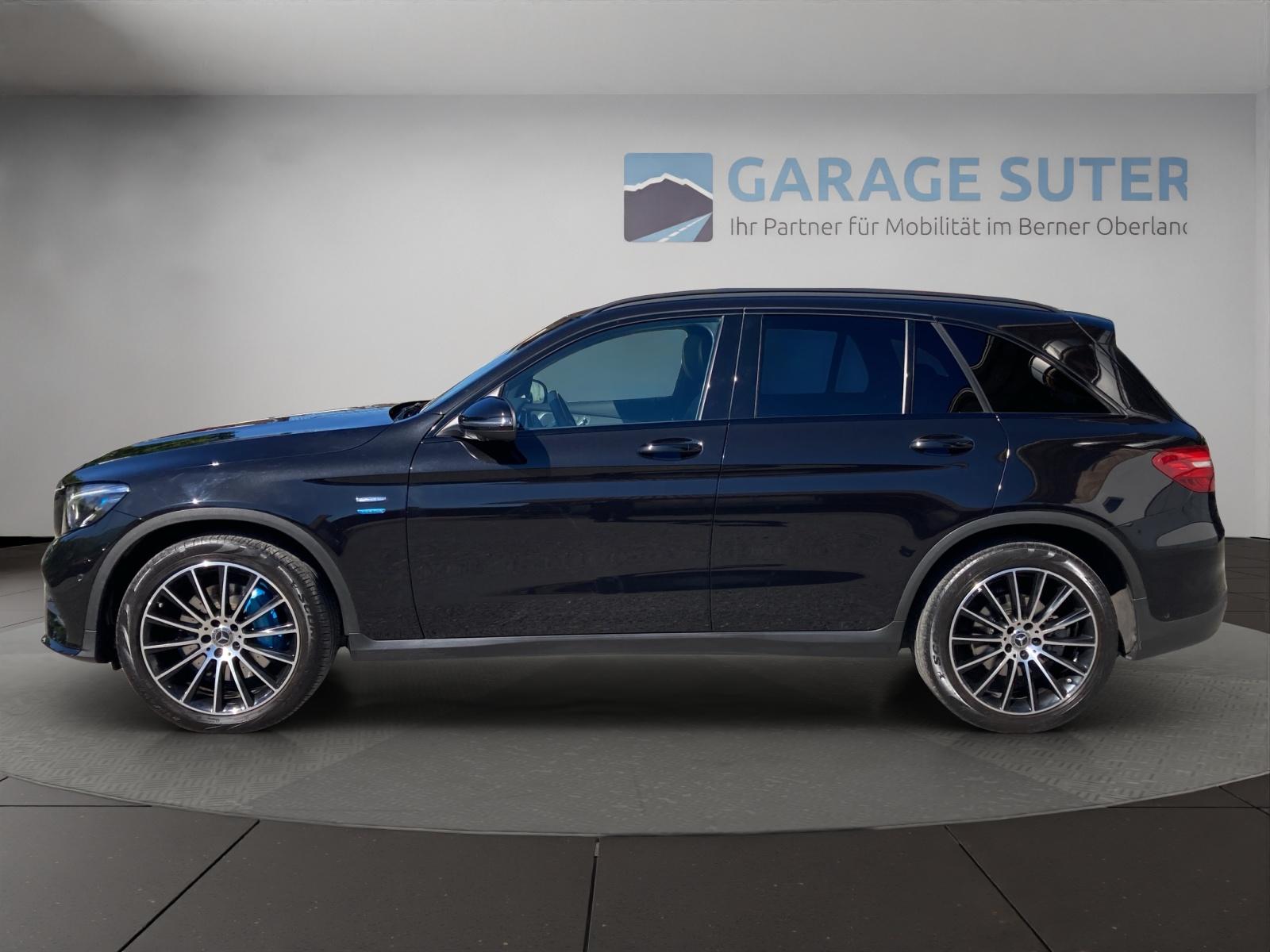 MERCEDES-BENZ GLC 350 e AMG Line 4m-showroom-element-1