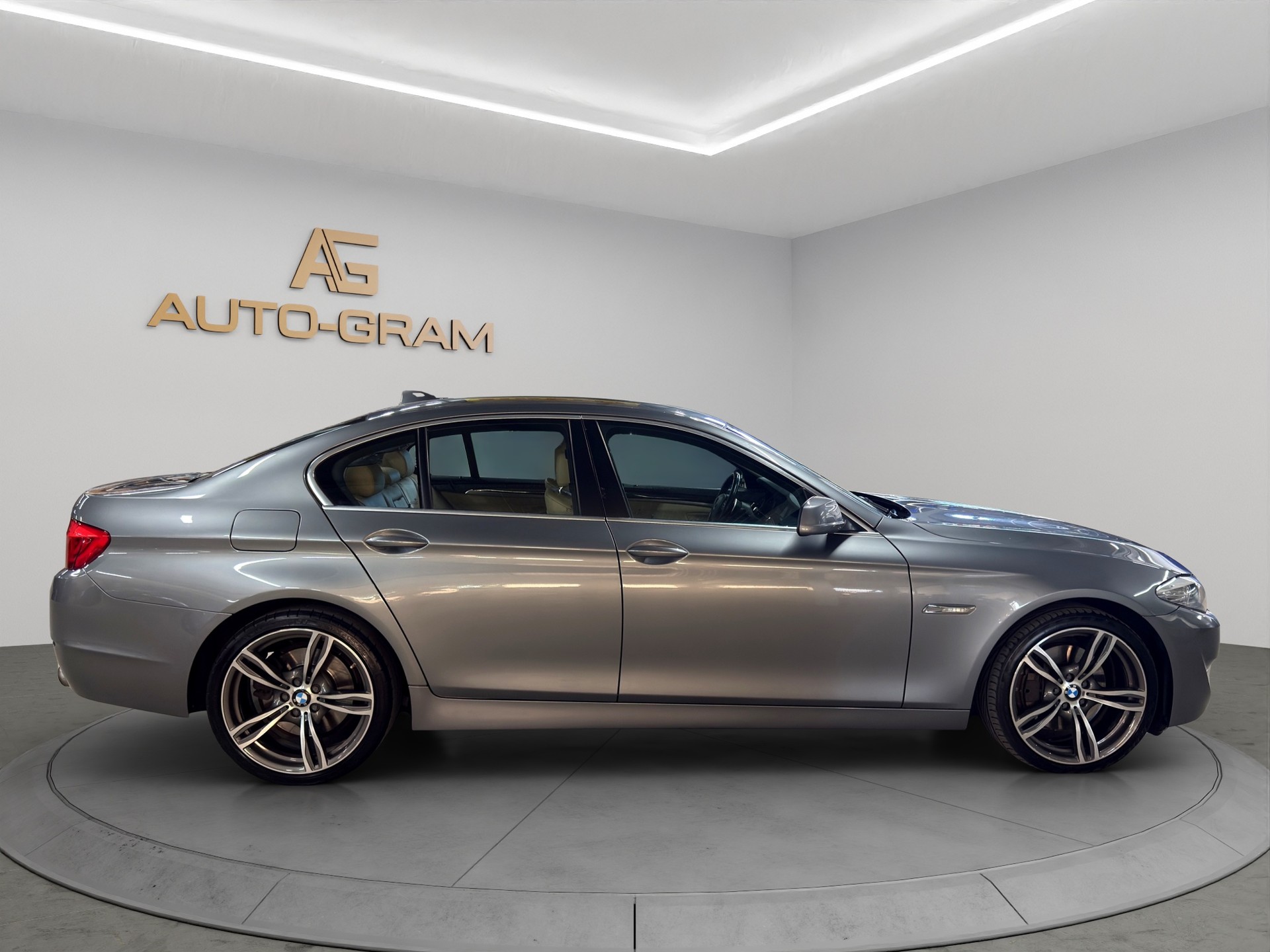 BMW 535i Steptronic-image-5