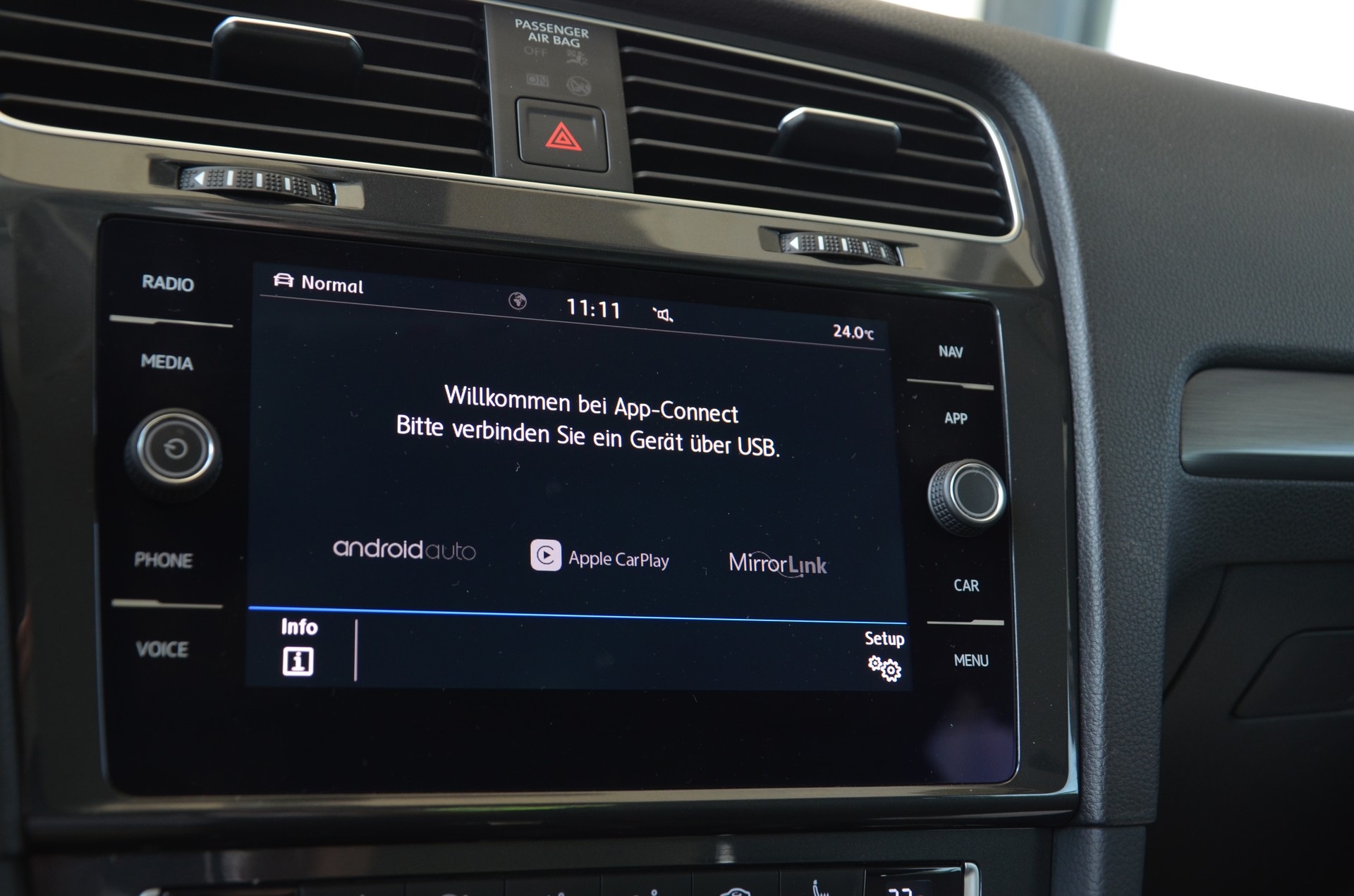 VW Golf 1.5 TSI EVO Comfortline DSG*Frisch ab MFK,1 Jahr oder 20'000km Garantie*-image-16