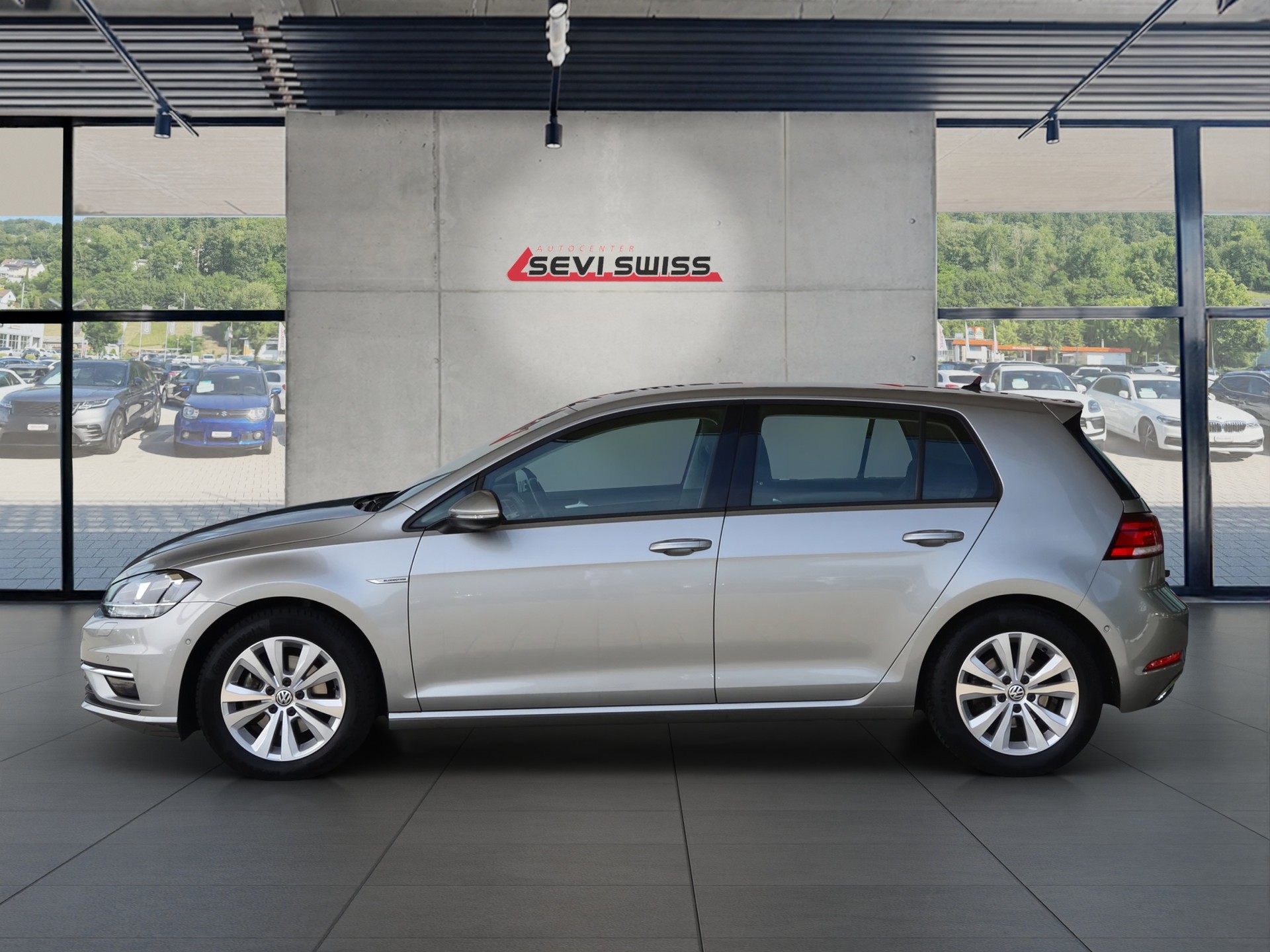 VW Golf 1.5 TSI EVO Comfortline DSG*Frisch ab MFK,1 Jahr oder 20'000km Garantie*-image-4