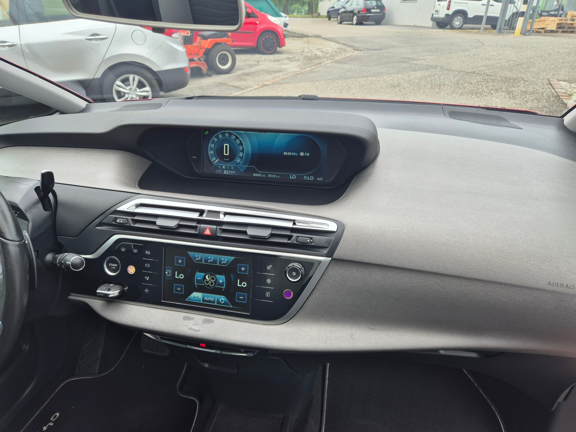 CITROEN C4 Picasso 1.6 e-HDi Séduction ETG6-image-26