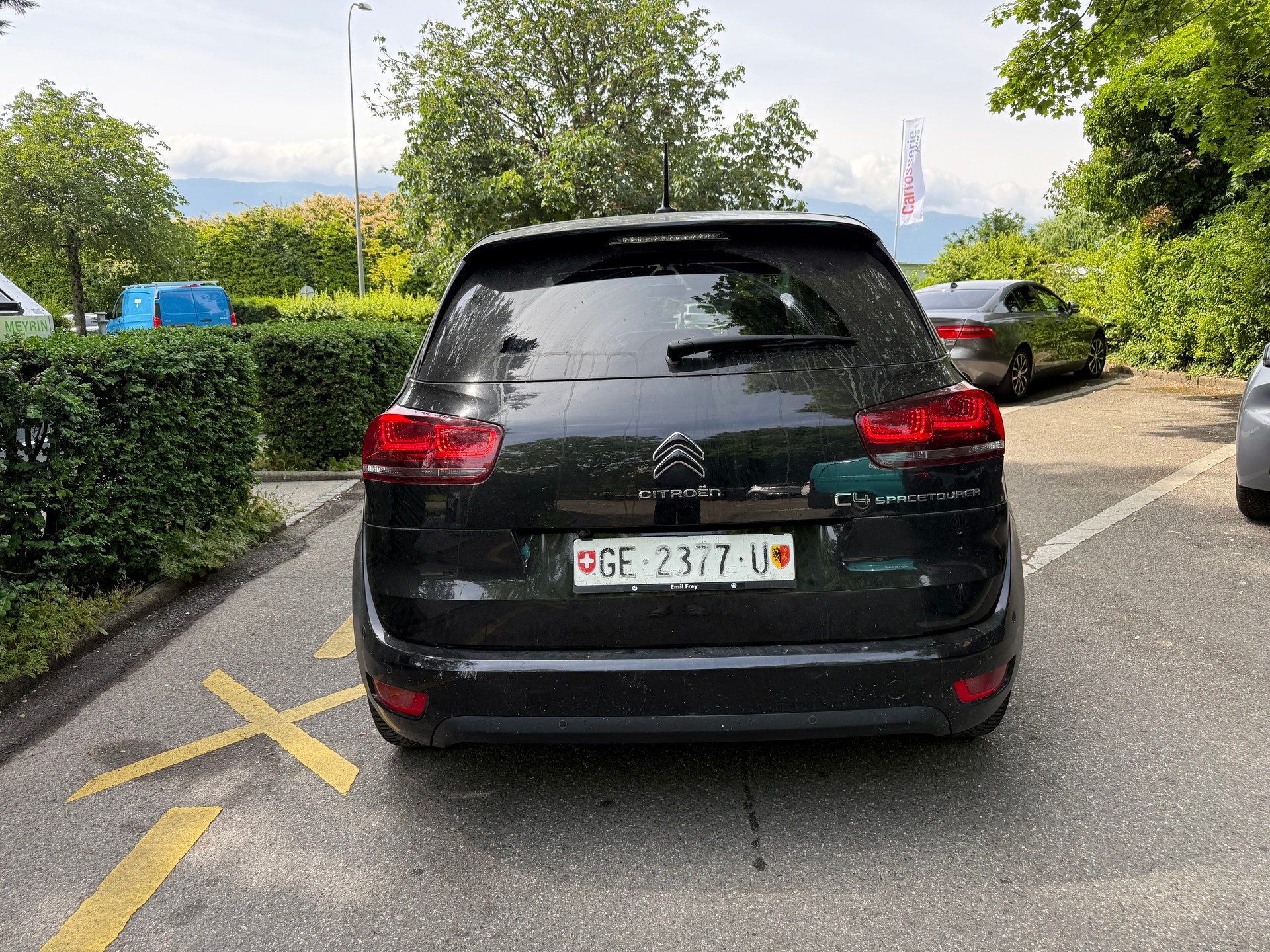 CITROEN C4 Spacetourer 1.5 BlueHDi Feel Edition EAT8-image-4