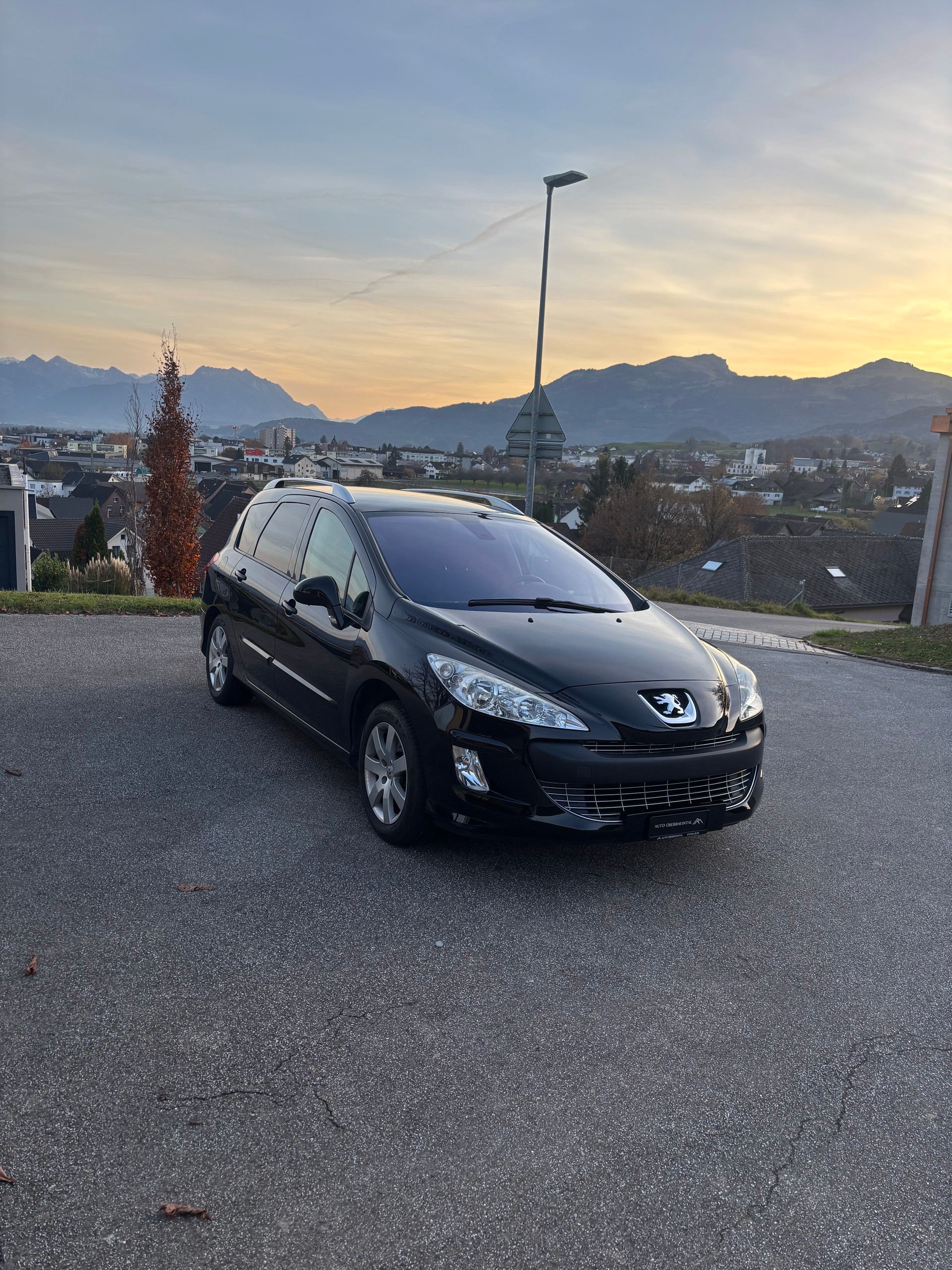 PEUGEOT 308 SW 1.6 16V Turbo Sport-image-9