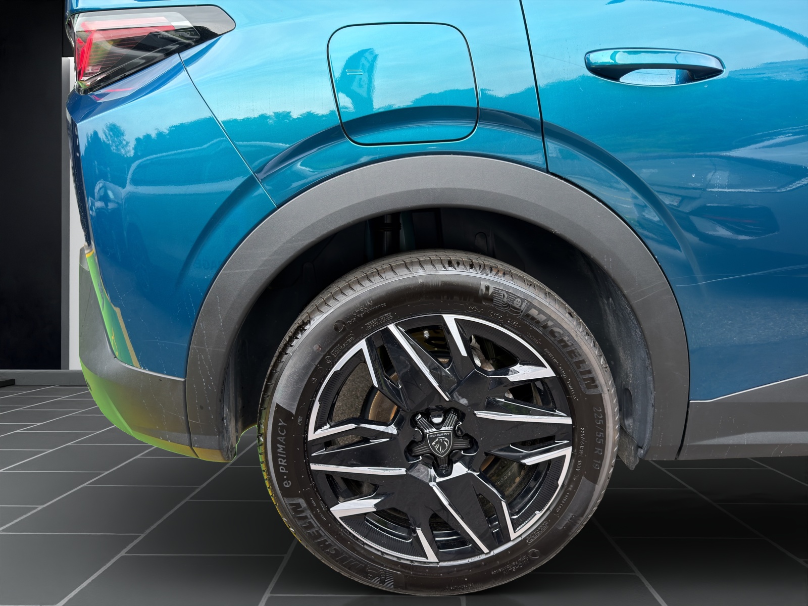 PEUGEOT 3008 145 e-DCS GT-image-9